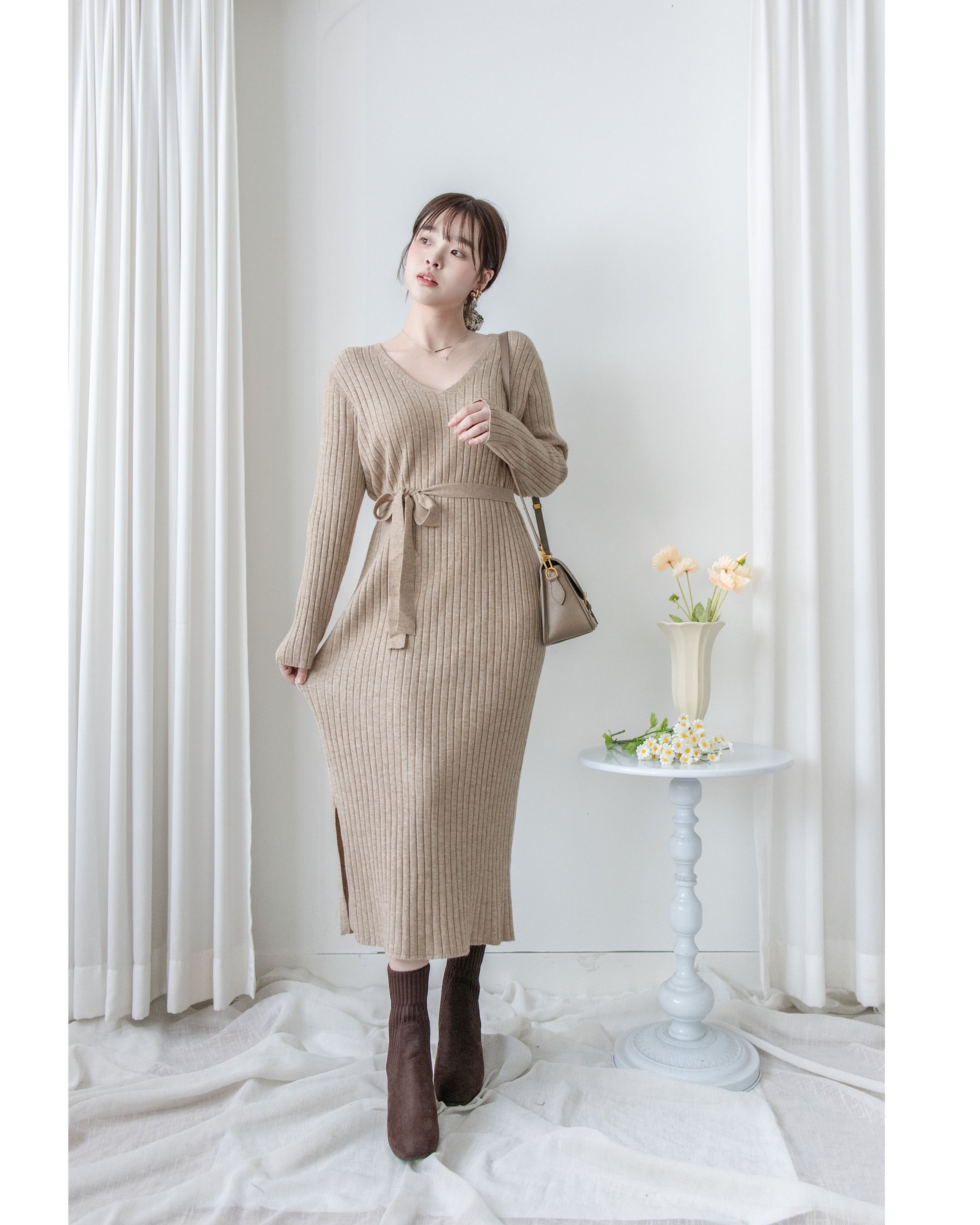 Vest Neck Dress V領側開叉彈性針織裙/ DS1034