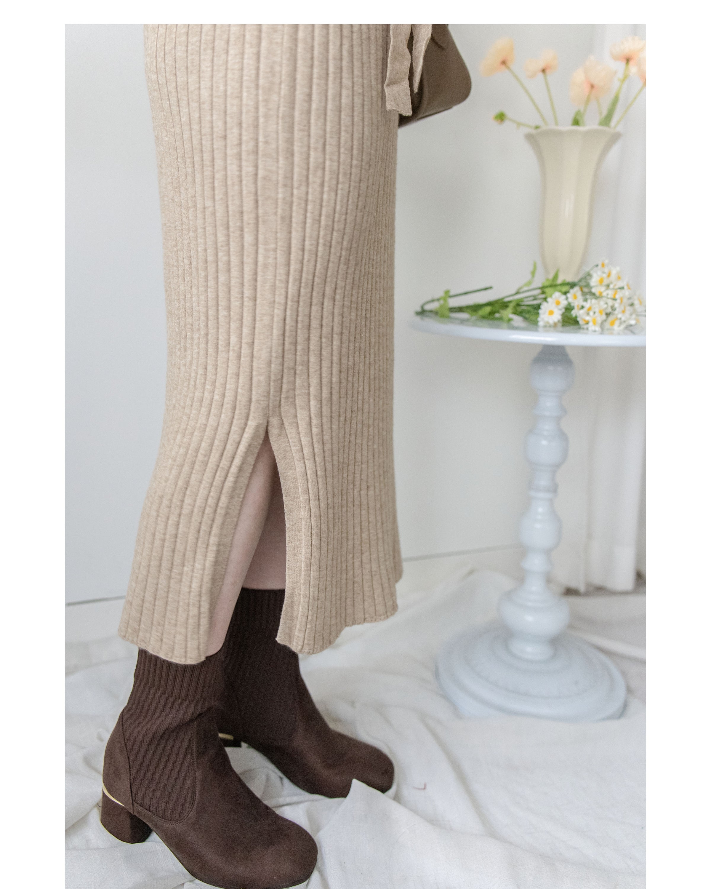 Vest Neck Dress V領側開叉彈性針織裙/ DS1034