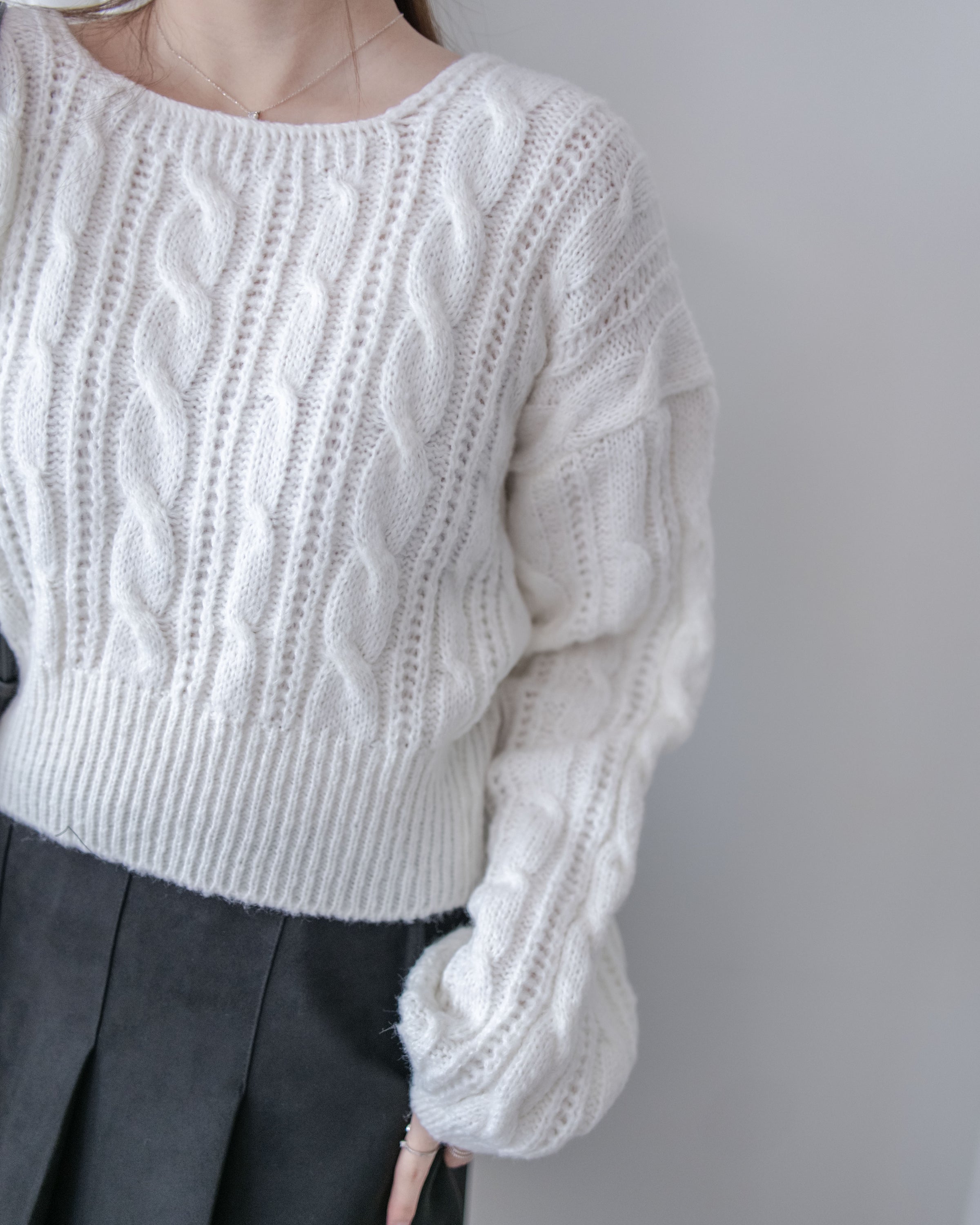 Ribbon Square Knit Top 前後兩穿蝴蝶裝飾針織上衣/ KT8191