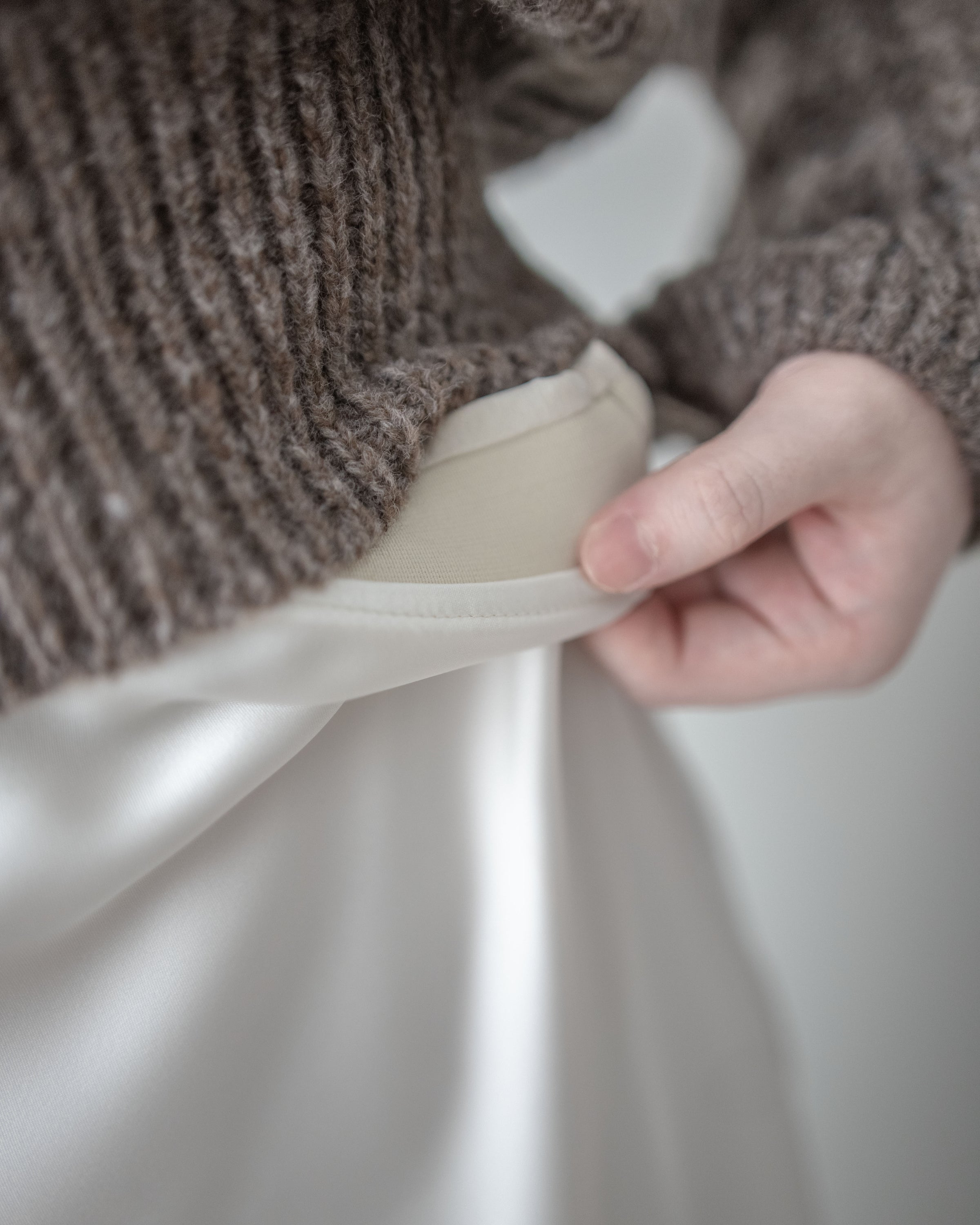 Champaign Skirt 香檳光澤拼紗彈性傘魚尾半裙 /SK8922