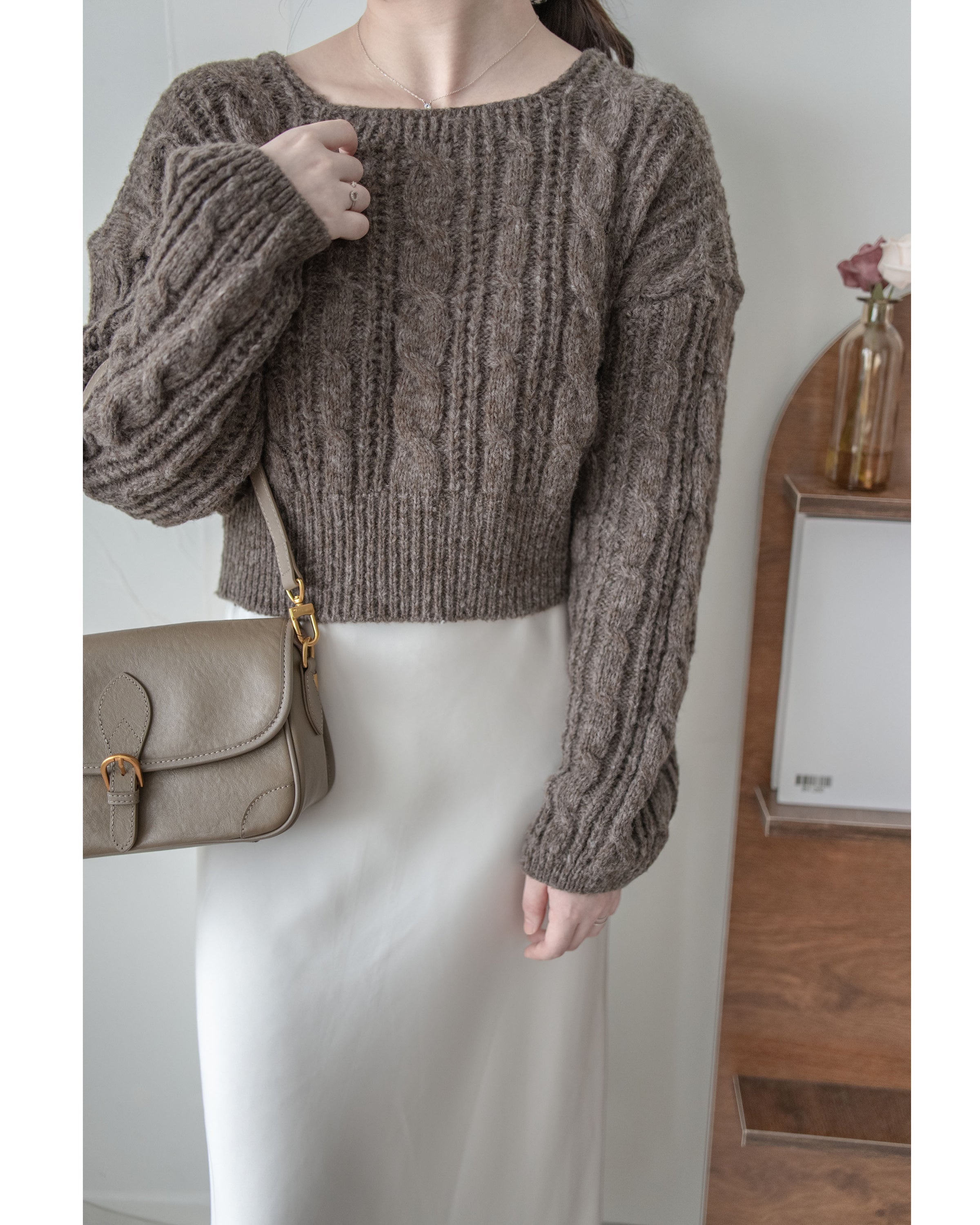 Ribbon Square Knit Top 前後兩穿蝴蝶裝飾針織上衣/ KT8191