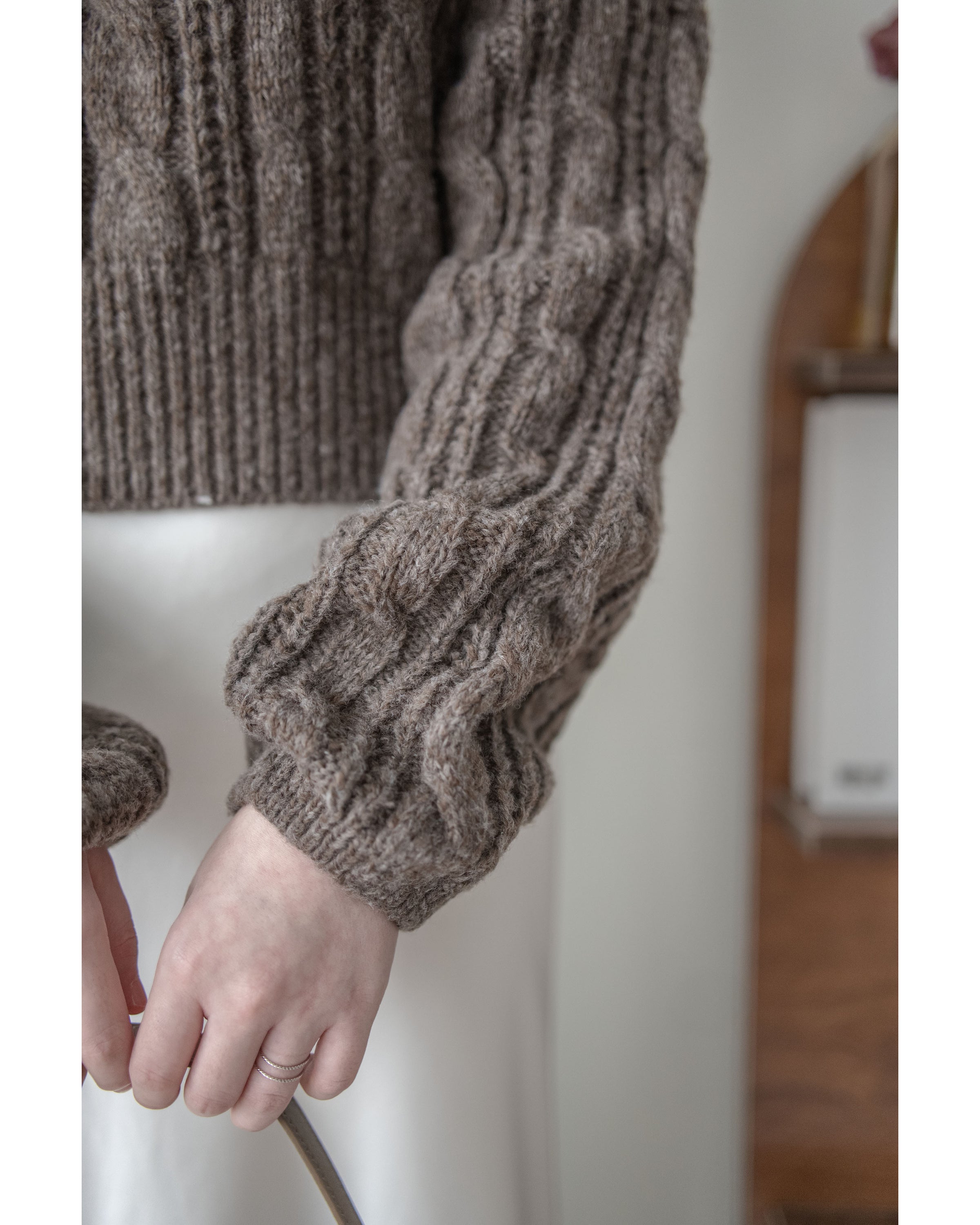 Ribbon Square Knit Top 前後兩穿蝴蝶裝飾針織上衣/ KT8191