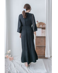 Knitted fishtail Dress 層次織紋舒適收腰傘形魚尾連身裙/ DS1047