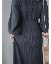 Knitted fishtail Dress 層次織紋舒適收腰傘形魚尾連身裙/ DS1047