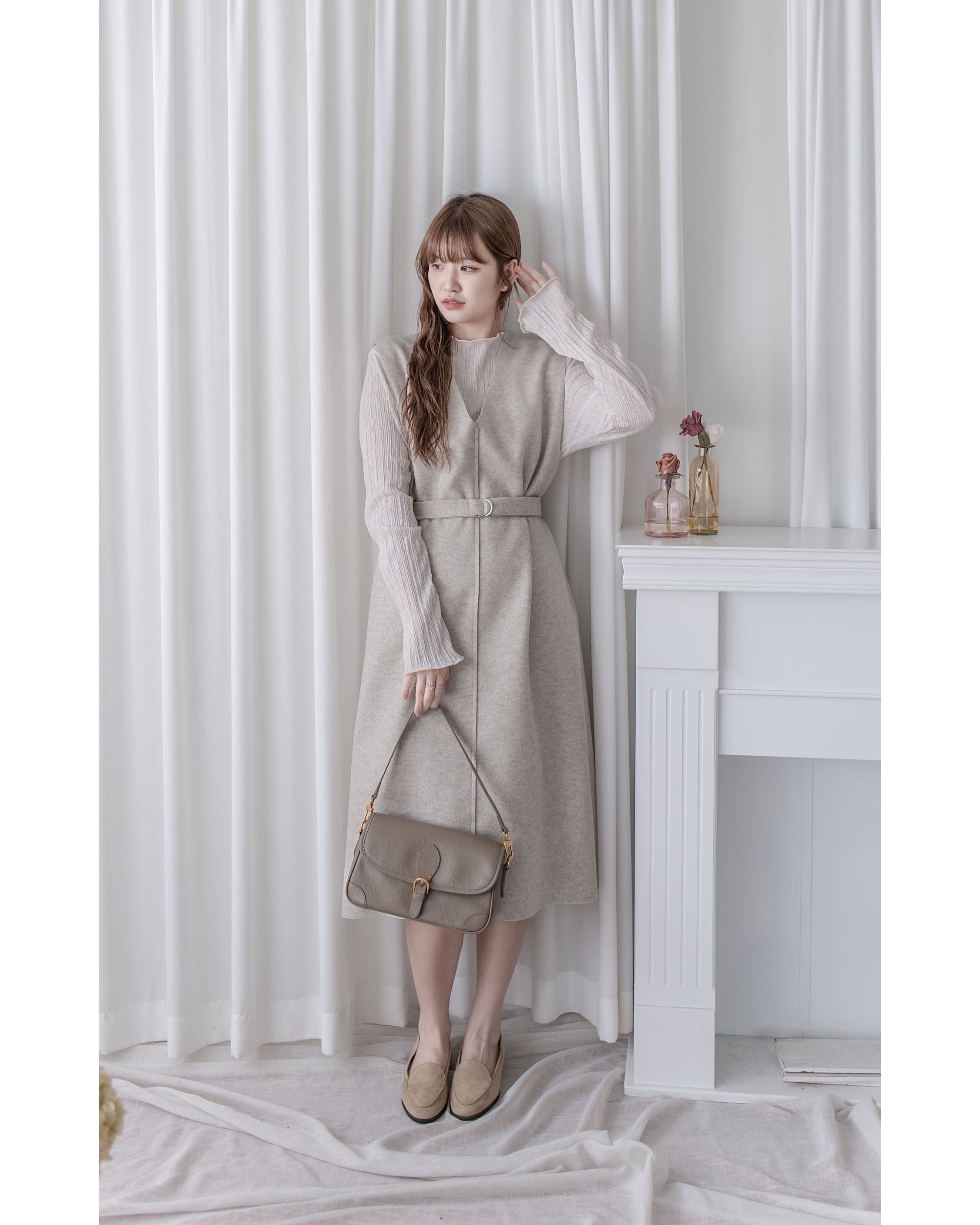 Ruffle Collar Top 直條紋皺褶微光澤感上衣/ TP9205 (pre-order ivory)