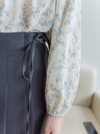 Salvia Blouse 藍色矢車菊立體點點上衣/ BU9099