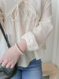 蝴蝶領口通花傘形衣身上衣/ BU9097 (ivory sold out)