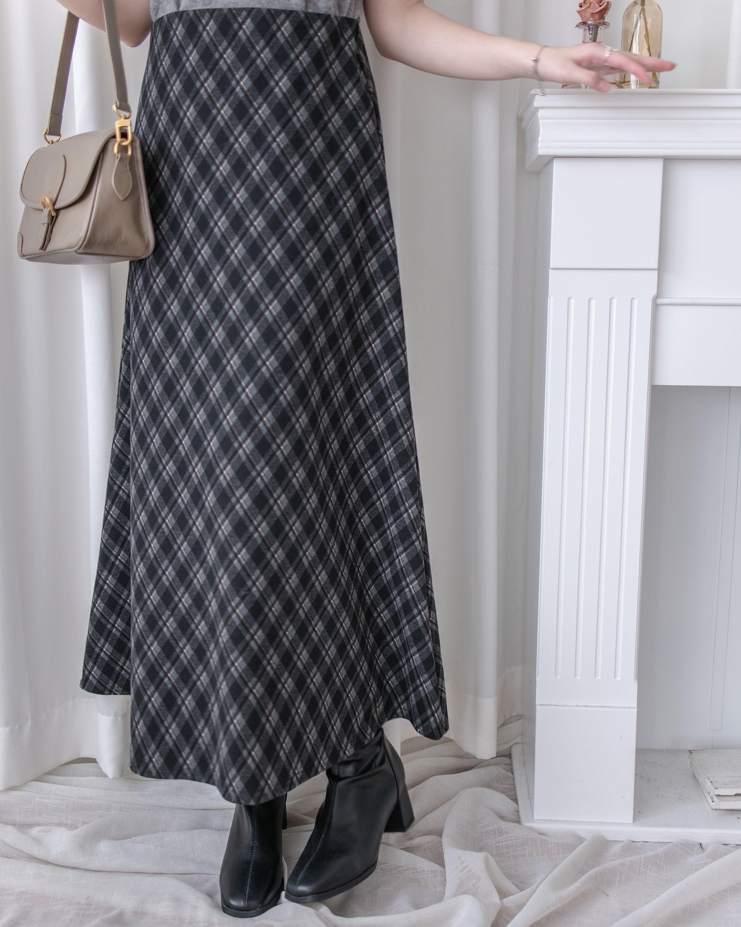 Rhombus Skirt 菱格紋隱形鬆緊帶A字裙/ SK8925 (pre-order Black 1月25截單)