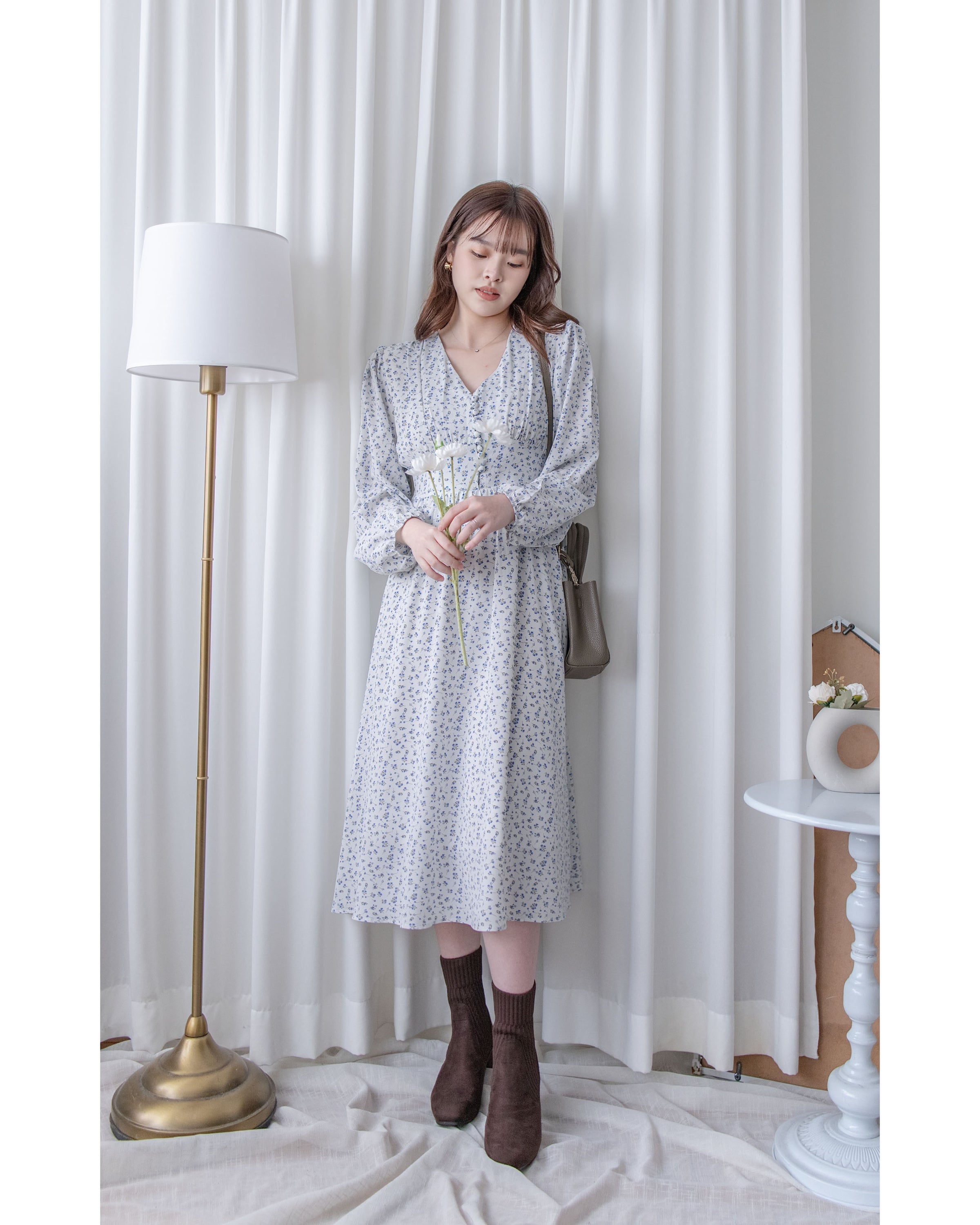 French Floral Button Dress 法式V領單色印花顯瘦腰封連身裙/ DS1060 (White Soldout)