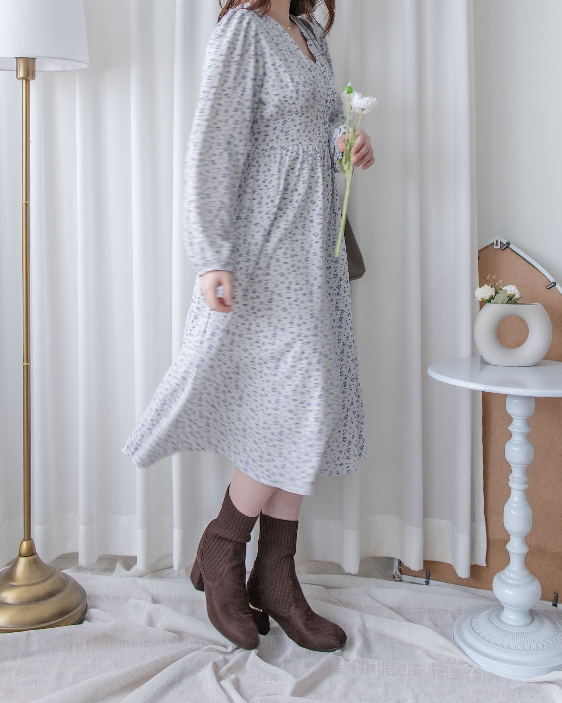 French Floral Button Dress 法式V領單色印花顯瘦腰封連身裙/ DS1060 (White Soldout)
