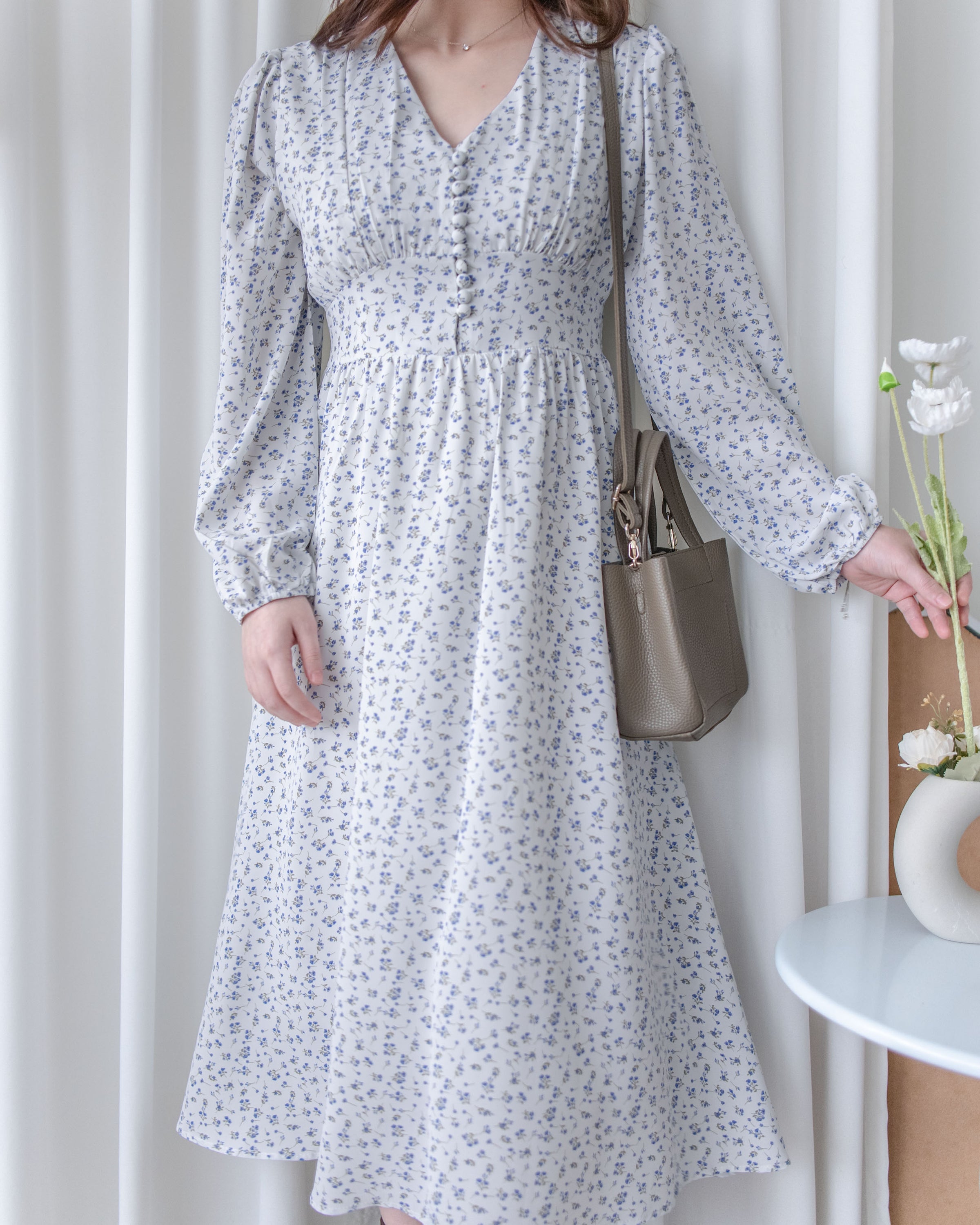 French Floral Button Dress 法式V領單色印花顯瘦腰封連身裙/ DS1060 (White Soldout)