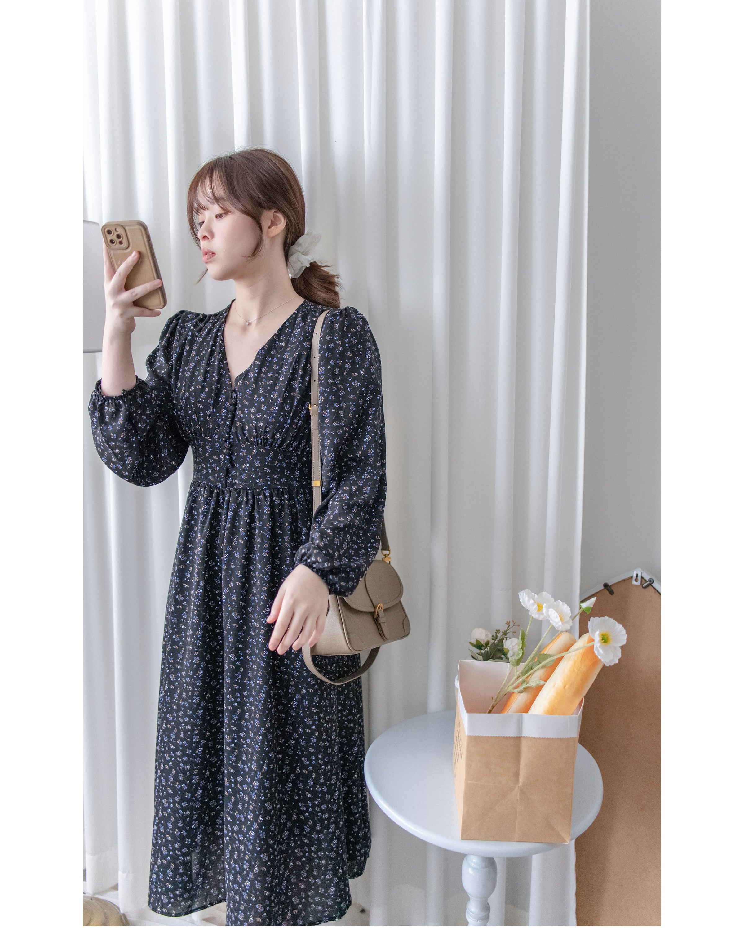 French Floral Button Dress 法式V領單色印花顯瘦腰封連身裙/ DS1060 (White Soldout)