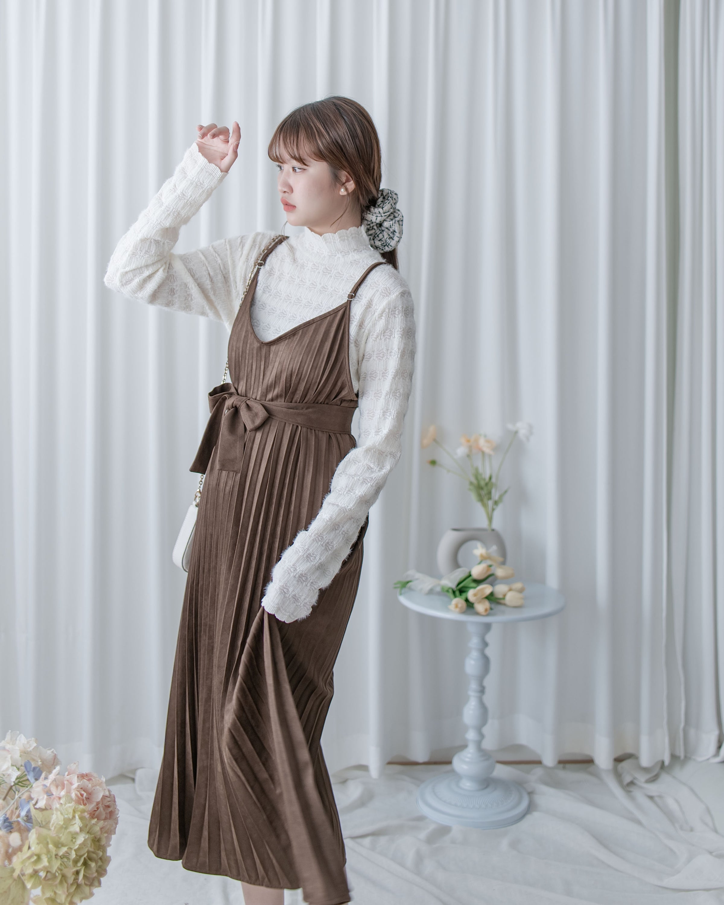 Pleated Vest Dress 立體細褶V領吊帶百褶長裙/ DS1061