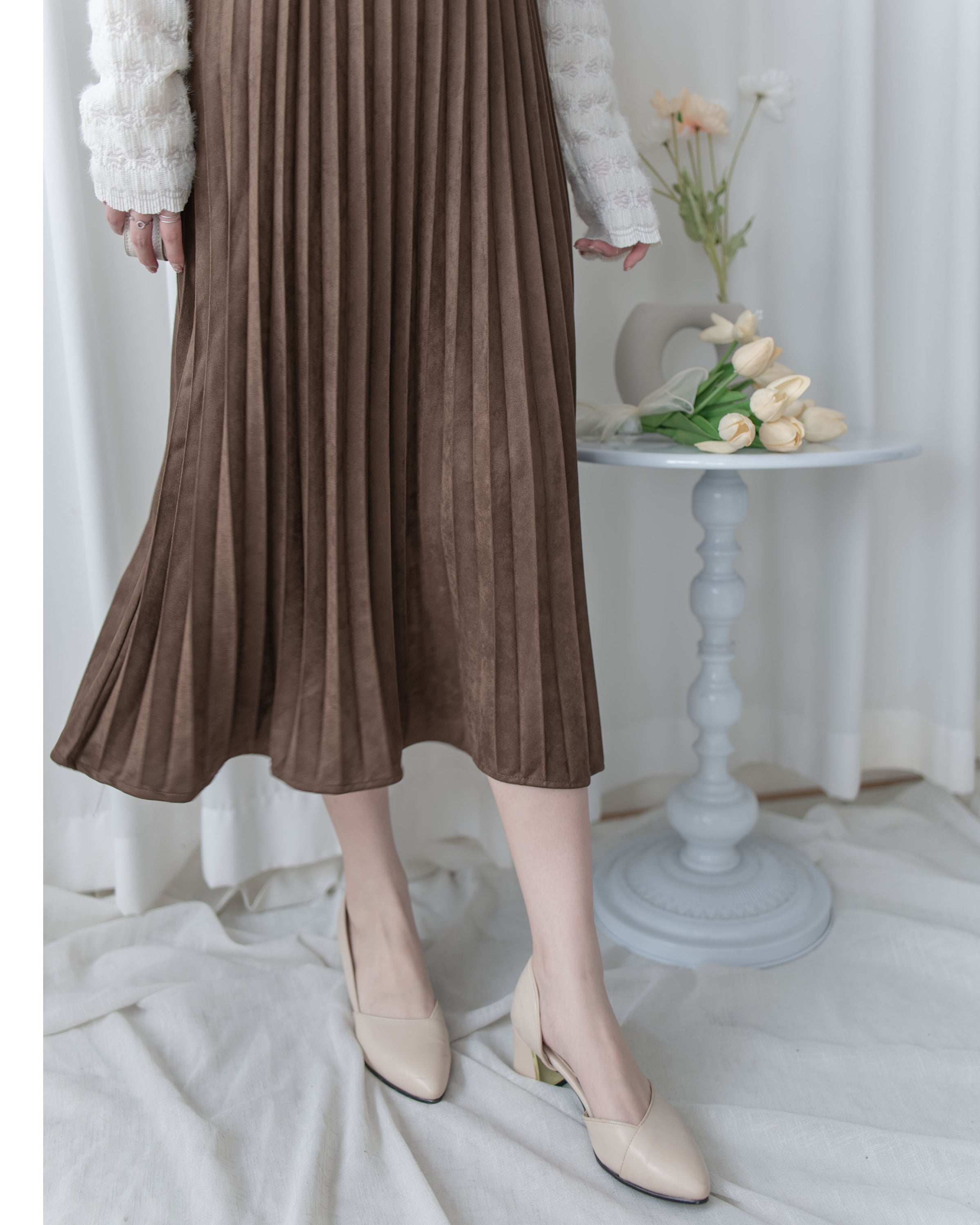 Pleated Vest Dress 立體細褶V領吊帶百褶長裙/ DS1061