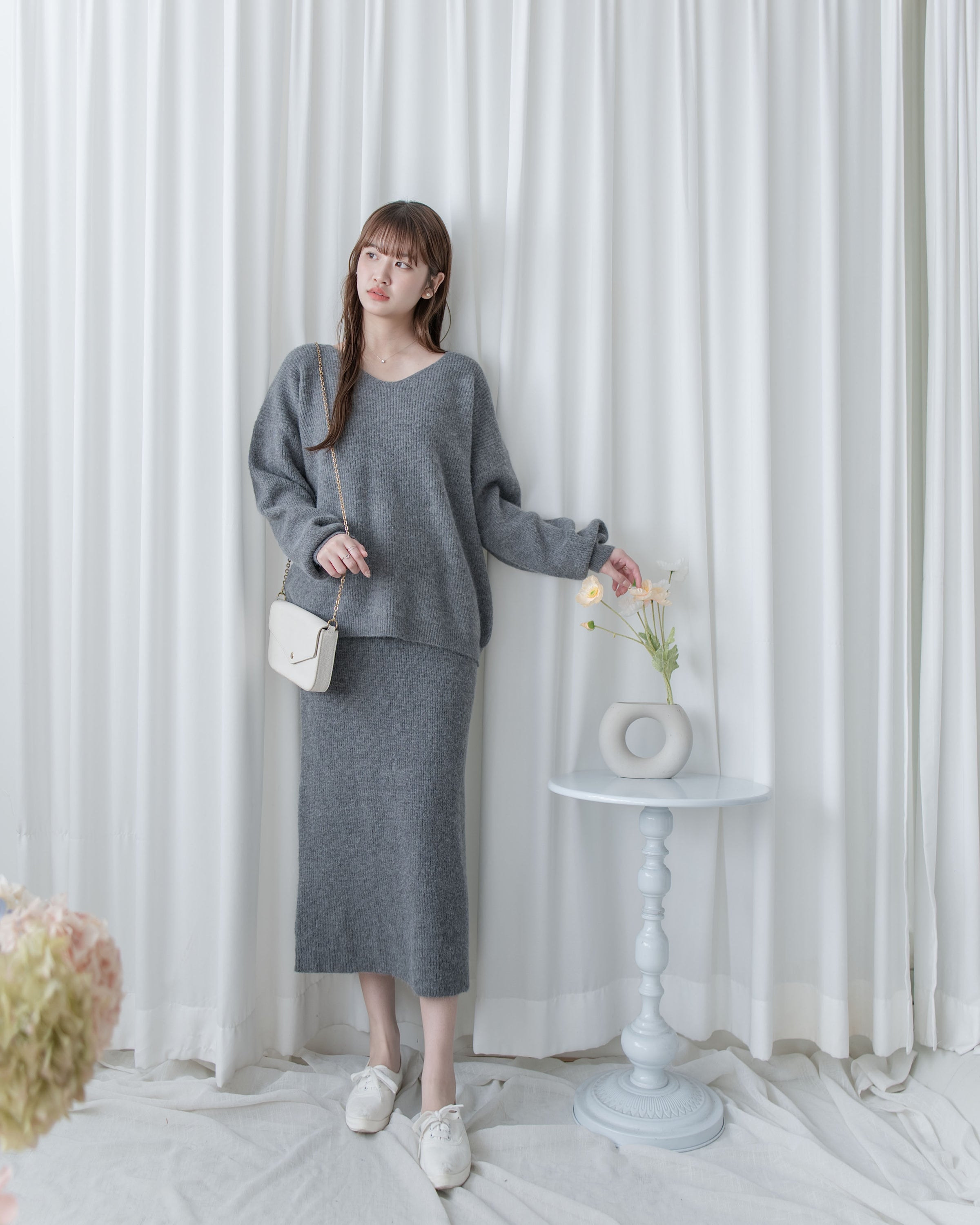 V-neck Knit Skirt Set 細膩條紋V領上衣直裙套裝/ SE8106 (Pre-order 2月5日截單)