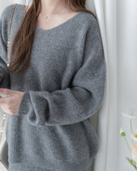 V-neck Knit Skirt Set 細膩條紋V領上衣直裙套裝/ SE8106 (Pre-order 2月5日截單)