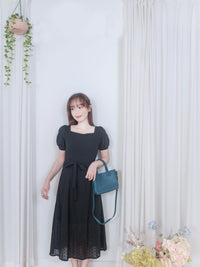 Black Garden Dress 黑色方領立體小花連身裙/ DS9879