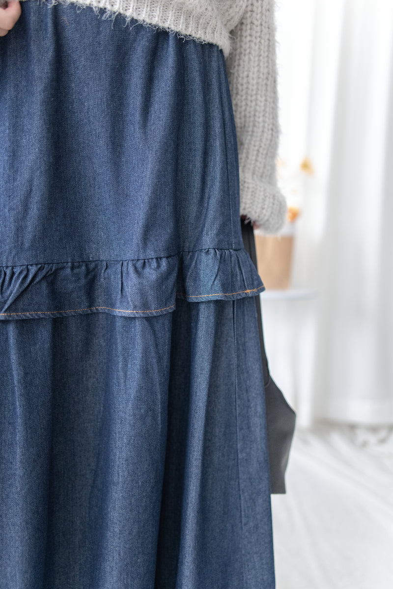 【New Year Prep 】【限時價格1.25完結】Denim Flair Skirt 荷葉邊拼接牛仔車線傘裙/ SK8928 ...