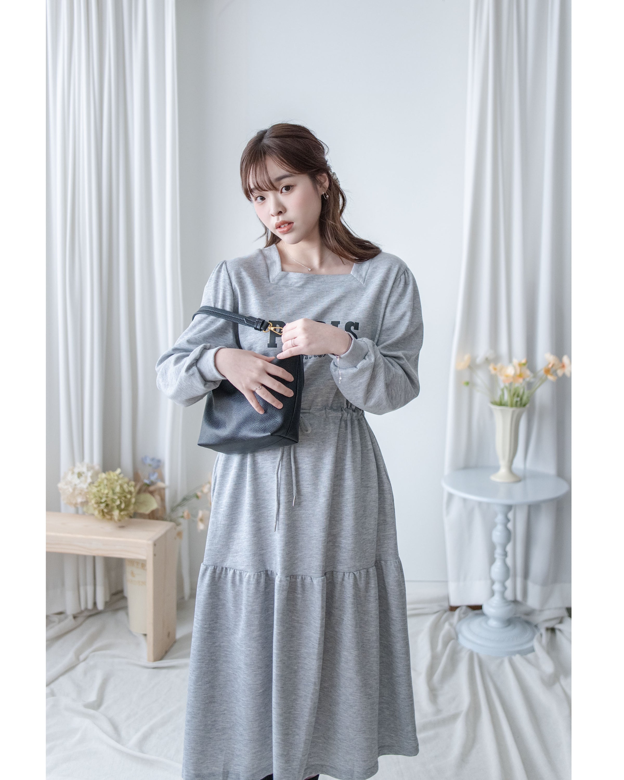 Paris Square Neck Dress 字母方領束繩修腰連身裙/ DS1057 (pre-order black)