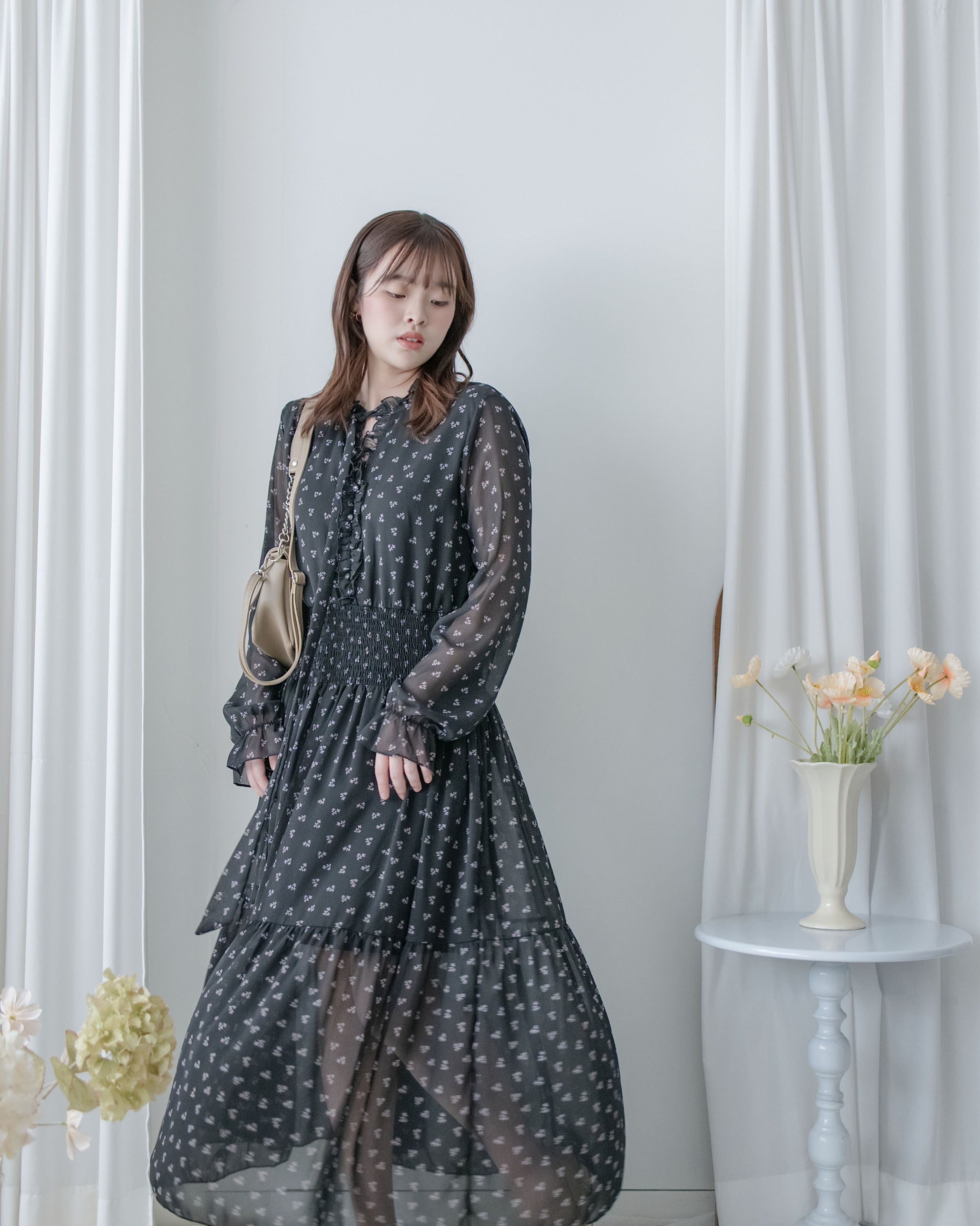 Star Floral Dress 雪紡星花木耳邊修腰連身裙/ DS1064 (Pre-order 2月5日截單)