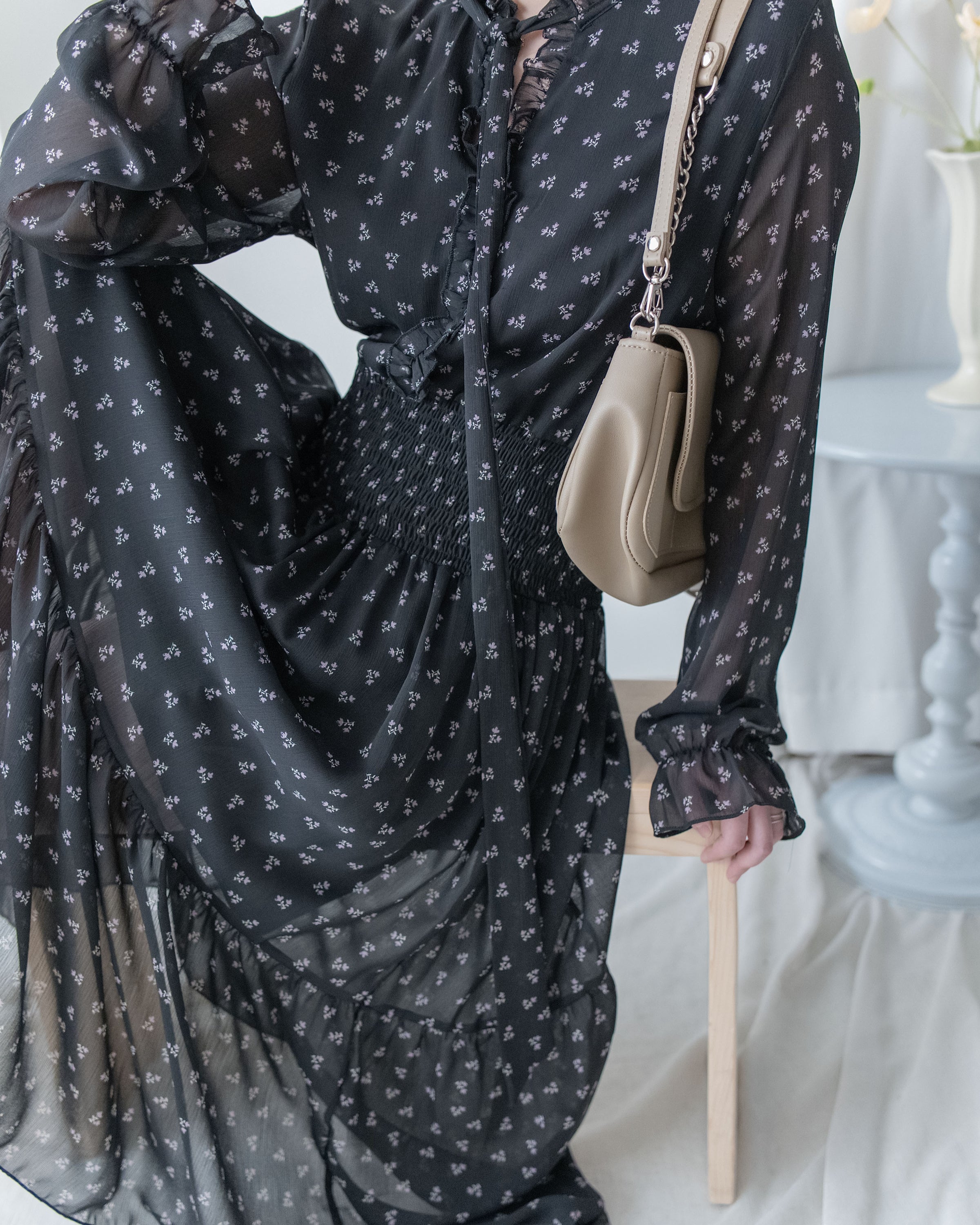 Star Floral Dress 雪紡星花木耳邊修腰連身裙/ DS1064 (Pre-order 2月5日截單)