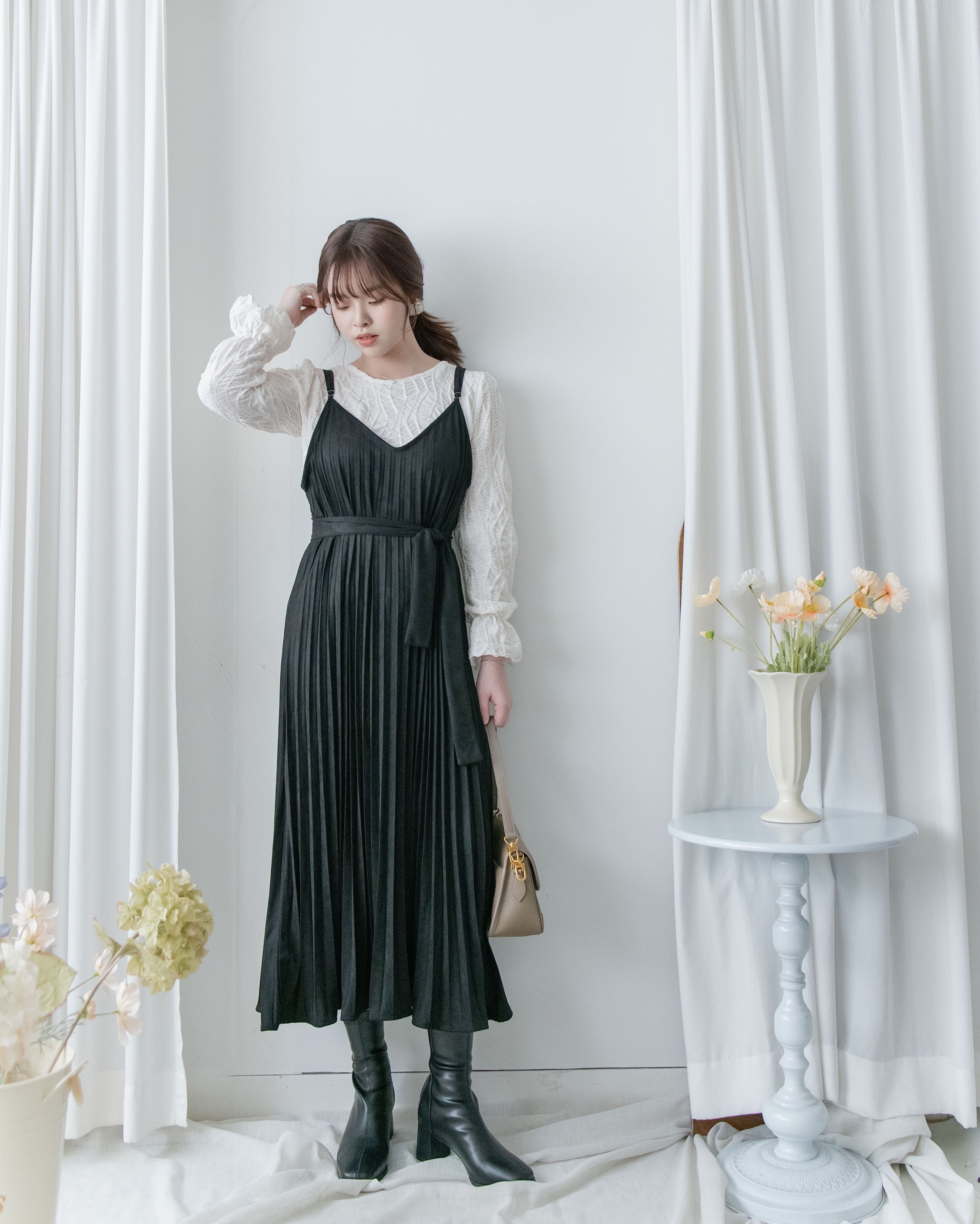 Pleated Vest Dress 立體細褶V領吊帶百褶長裙/ DS1061
