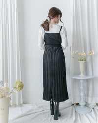 Pleated Vest Dress 立體細褶V領吊帶百褶長裙/ DS1061
