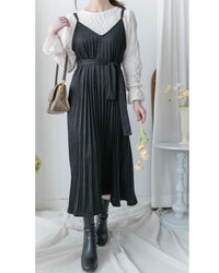 Pleated Vest Dress 立體細褶V領吊帶百褶長裙/ DS1061