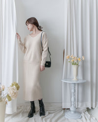 V-neck Knit Skirt Set 細膩條紋V領上衣直裙套裝/ SE8106 (Pre-order 2月5日截單)
