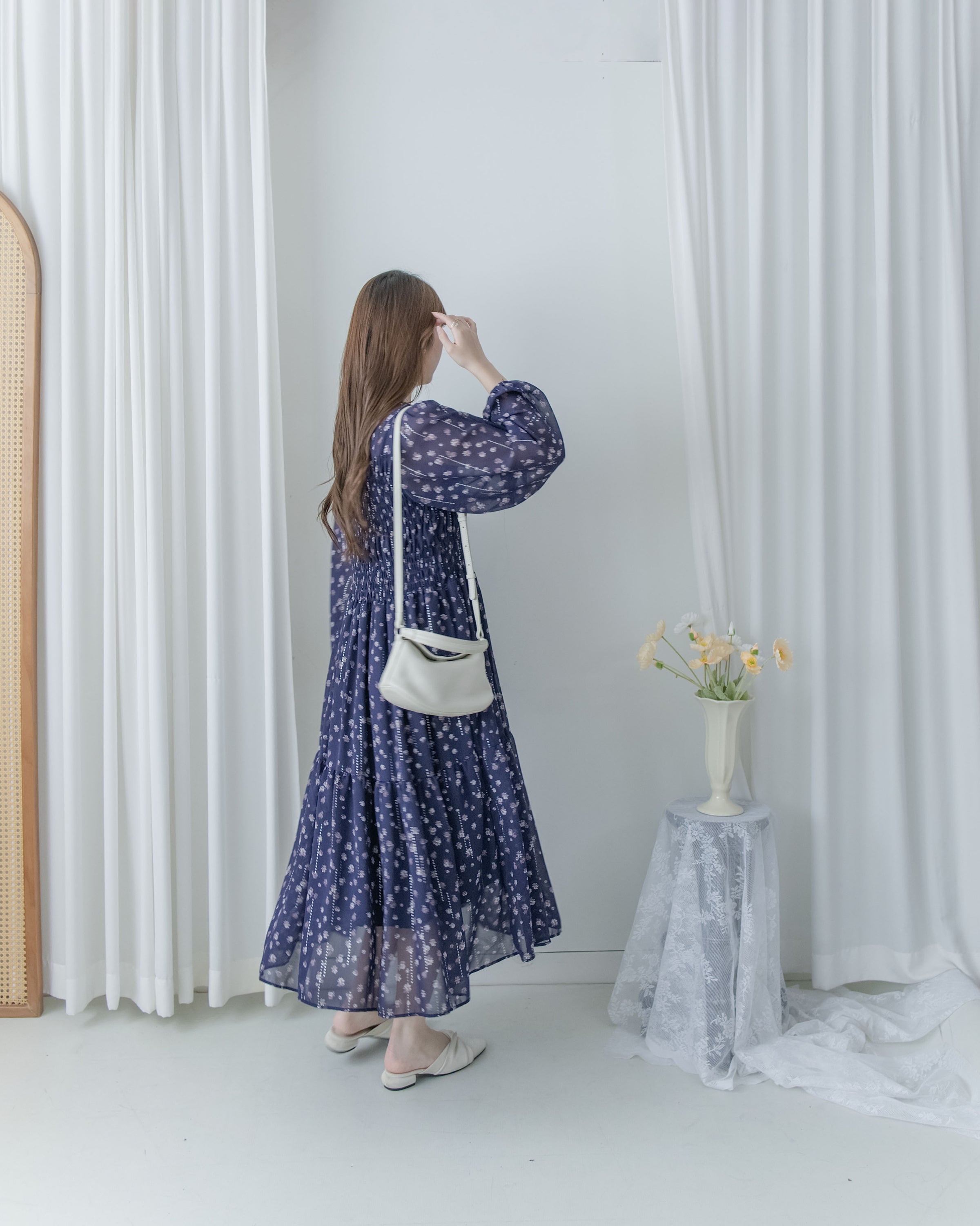 [Style 6] Midnight Starry Floral Dress 深藍繁星小V領顯瘦橡筋連身裙/ DS1070（優惠至 2月13日）