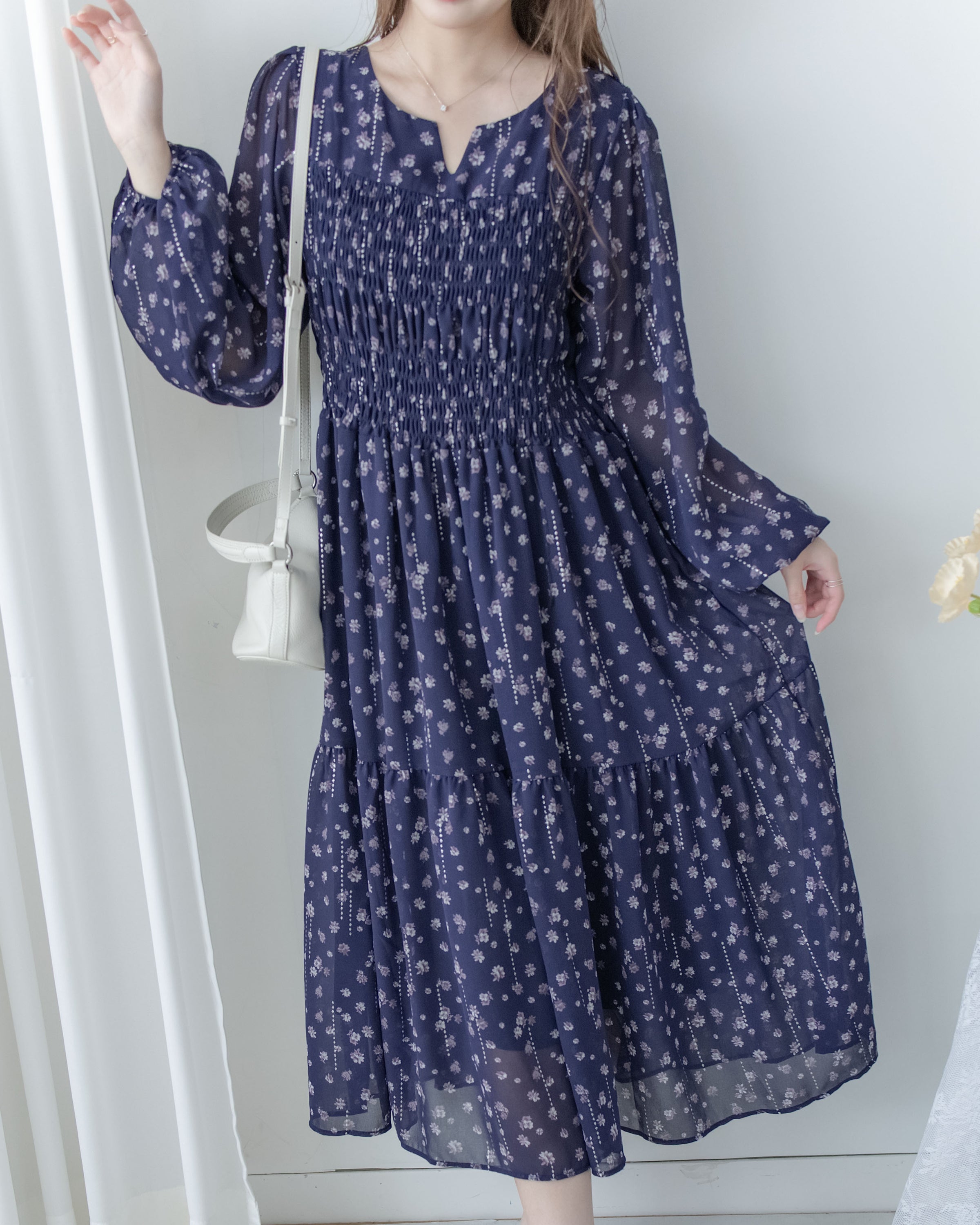 [Style 6] Midnight Starry Floral Dress 深藍繁星小V領顯瘦橡筋連身裙/ DS1070（優惠至 2月13日）