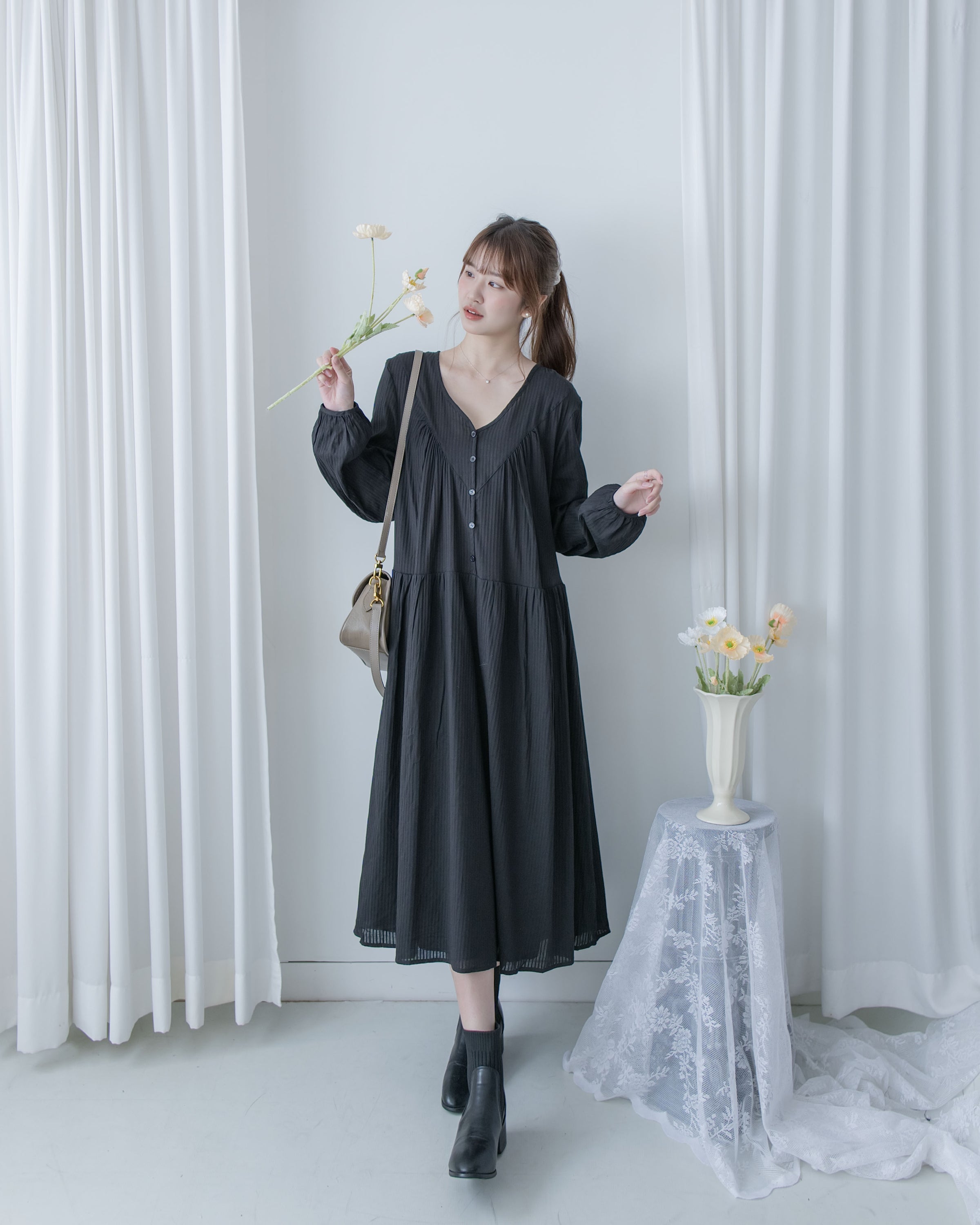 [Style 1] Stripe Cotton Lace Dress V領剪裁通花直紋長裙/ DS1071（優惠至 2月13日）