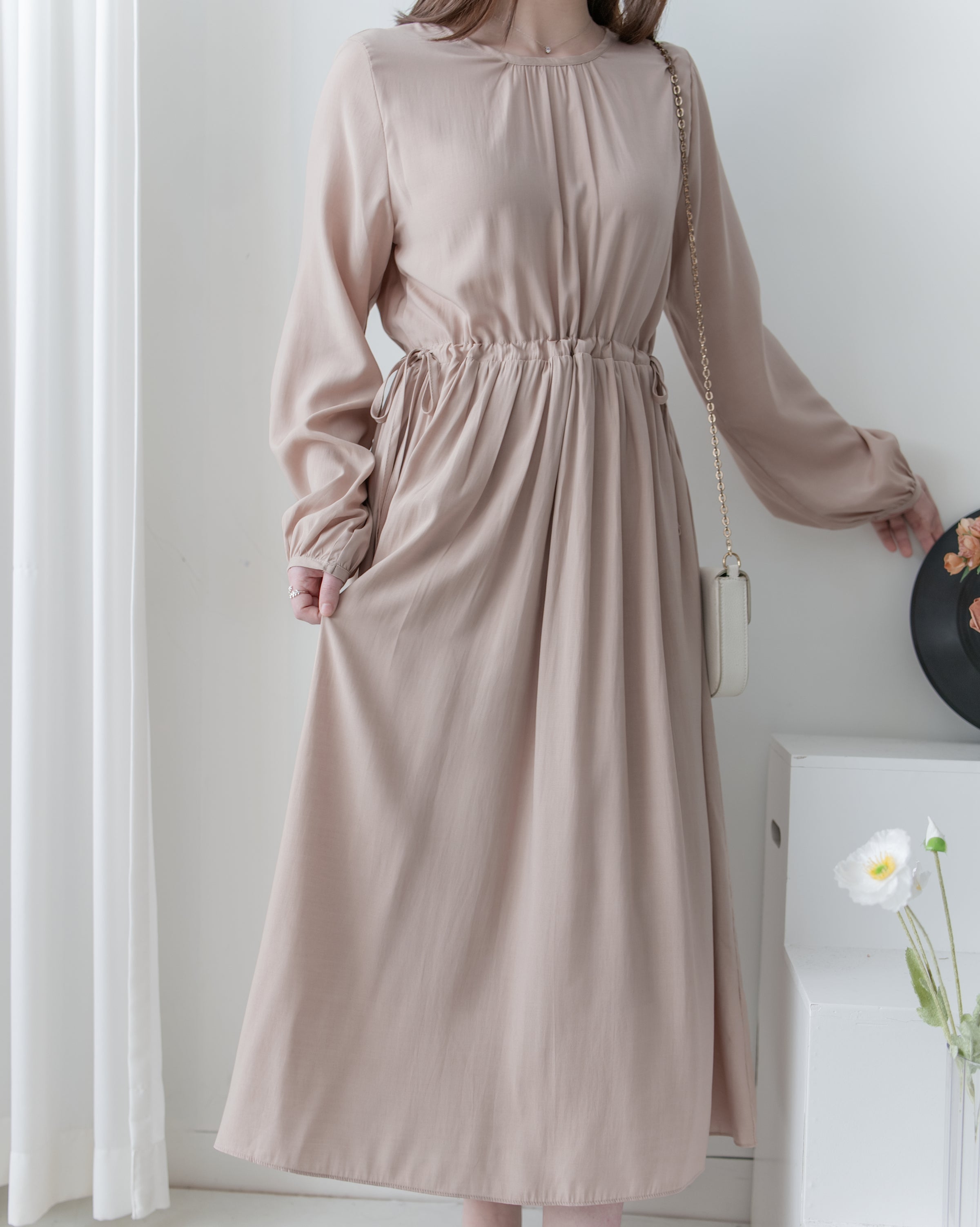 Luminous Dress 極致絲光棉顯瘦圓領蝴蝶修腰長裙/ DS1080