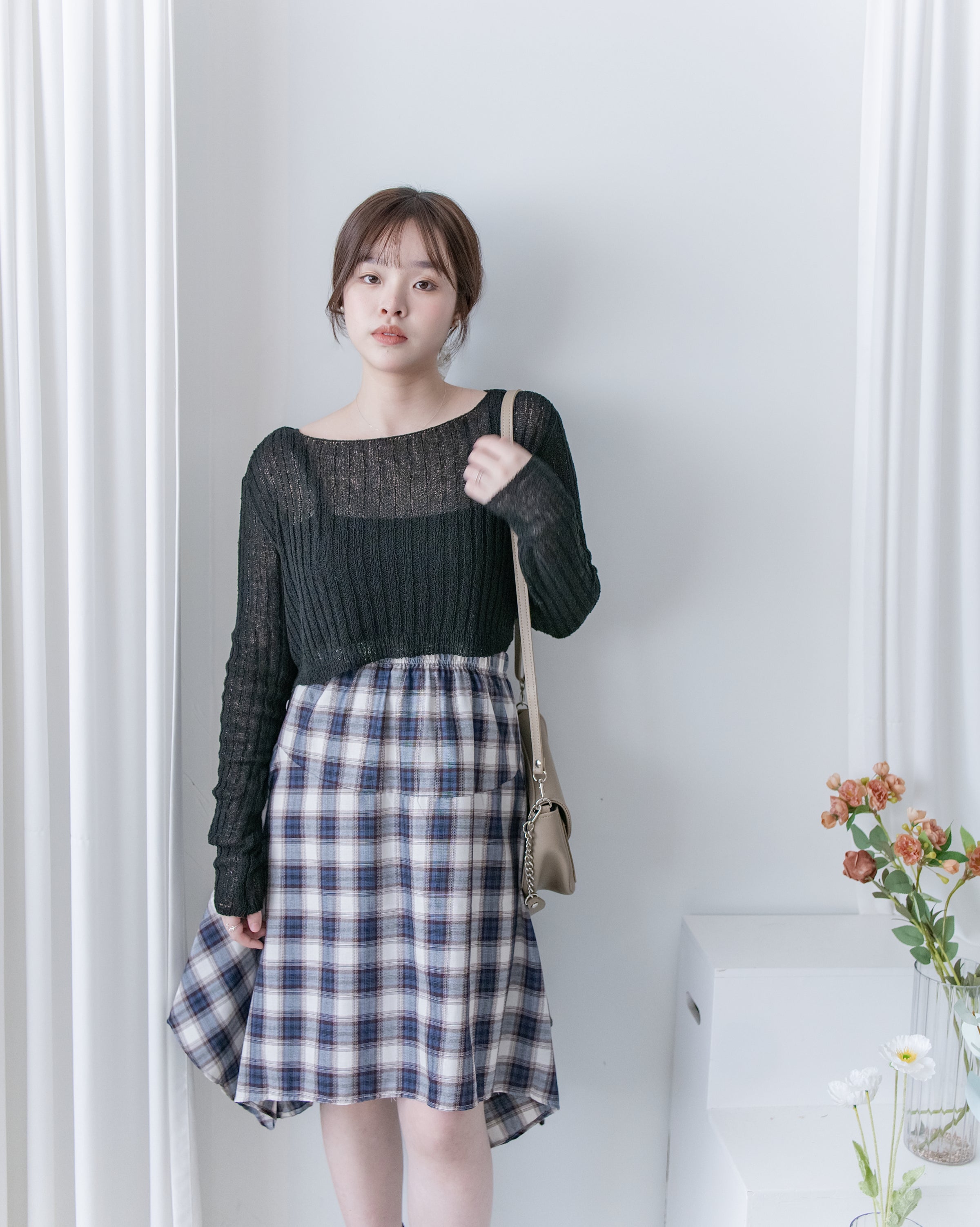 Asymmetrical Checked Skirt 不規則裙擺淡格紋半裙/ SK8924 （pre-order navy 3月3截單)