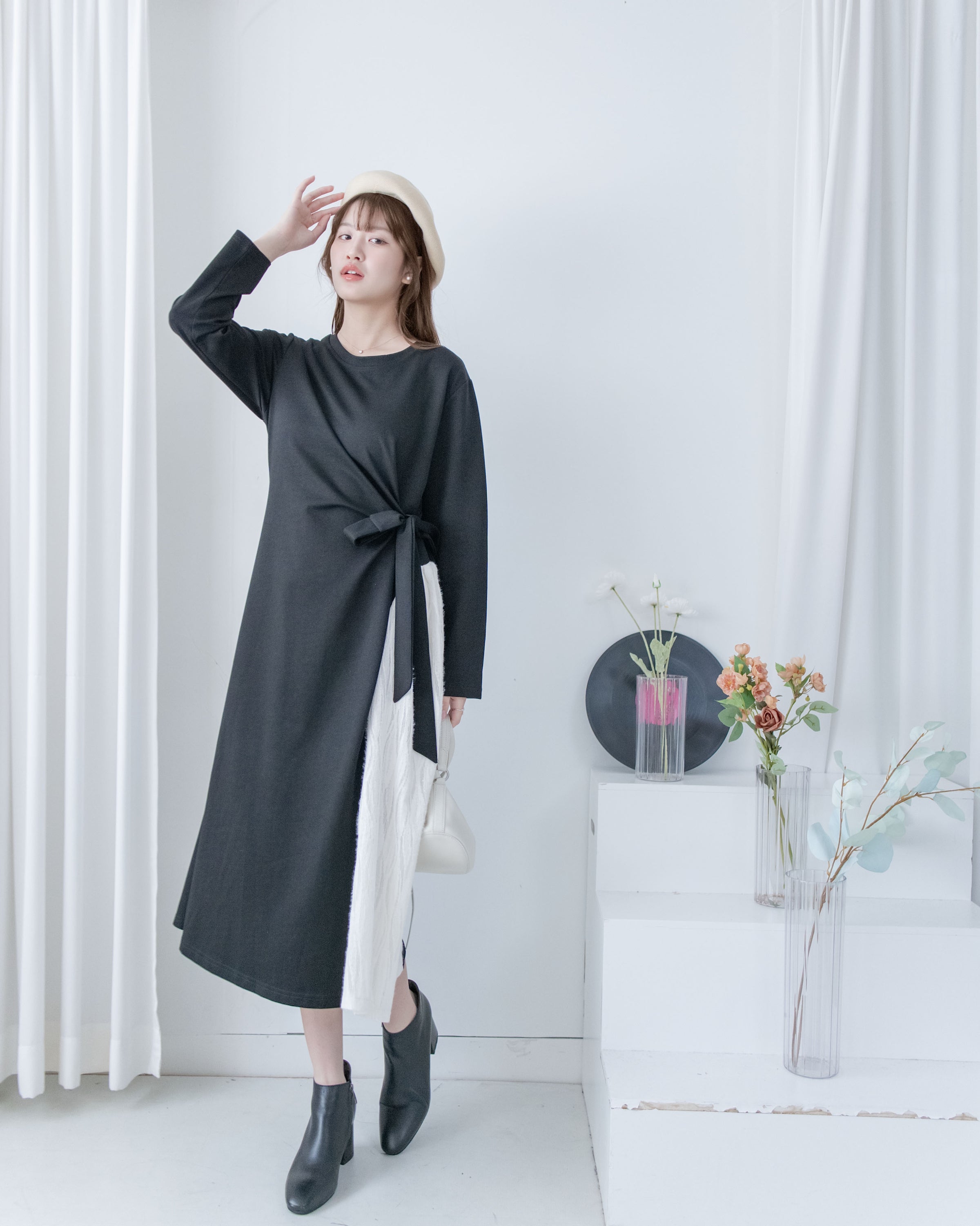 Feather Spliced Dress  立體細褶拼色羽毛紋理側修腰連身裙/ DS1065