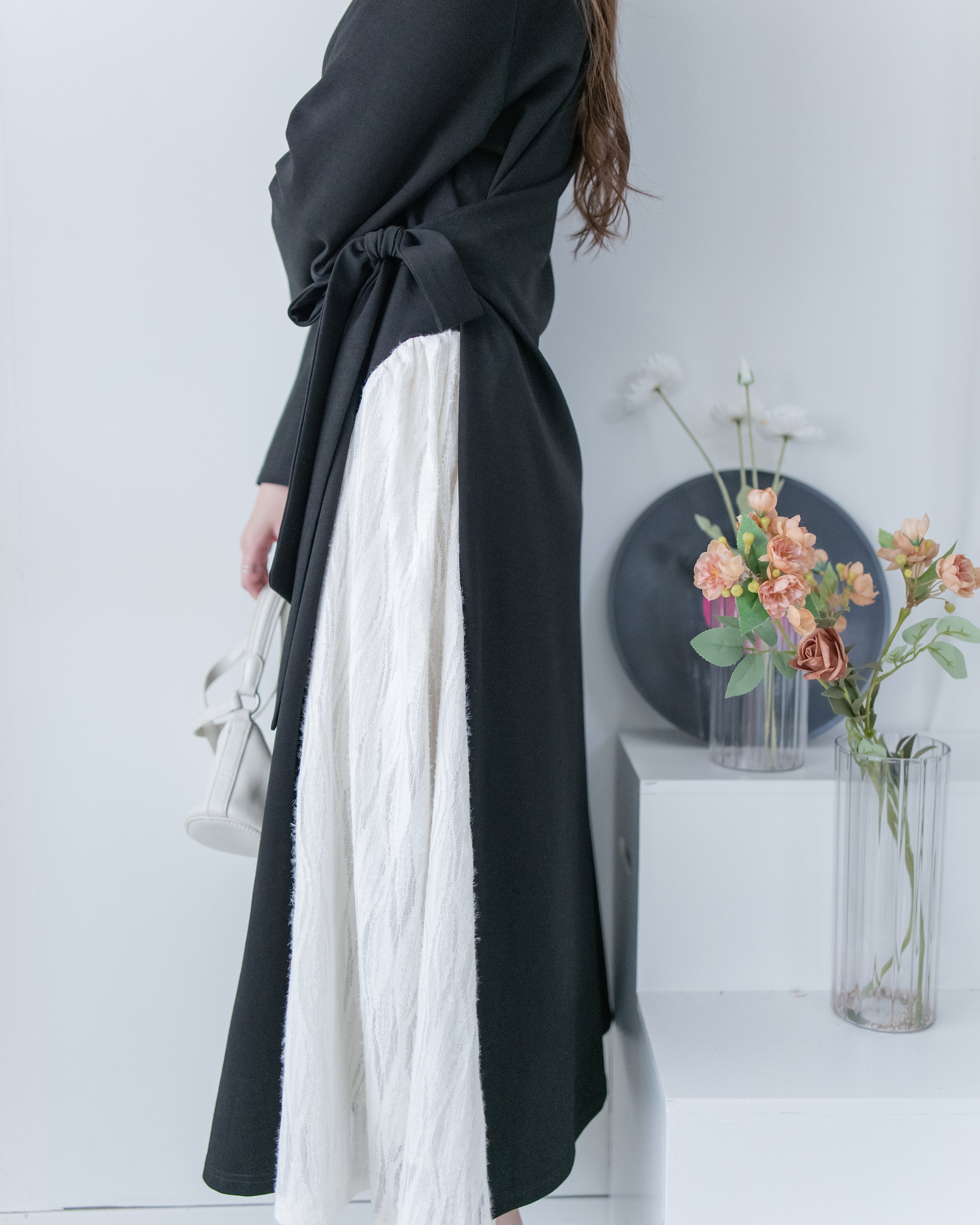 Feather Spliced Dress  立體細褶拼色羽毛紋理側修腰連身裙/ DS1065