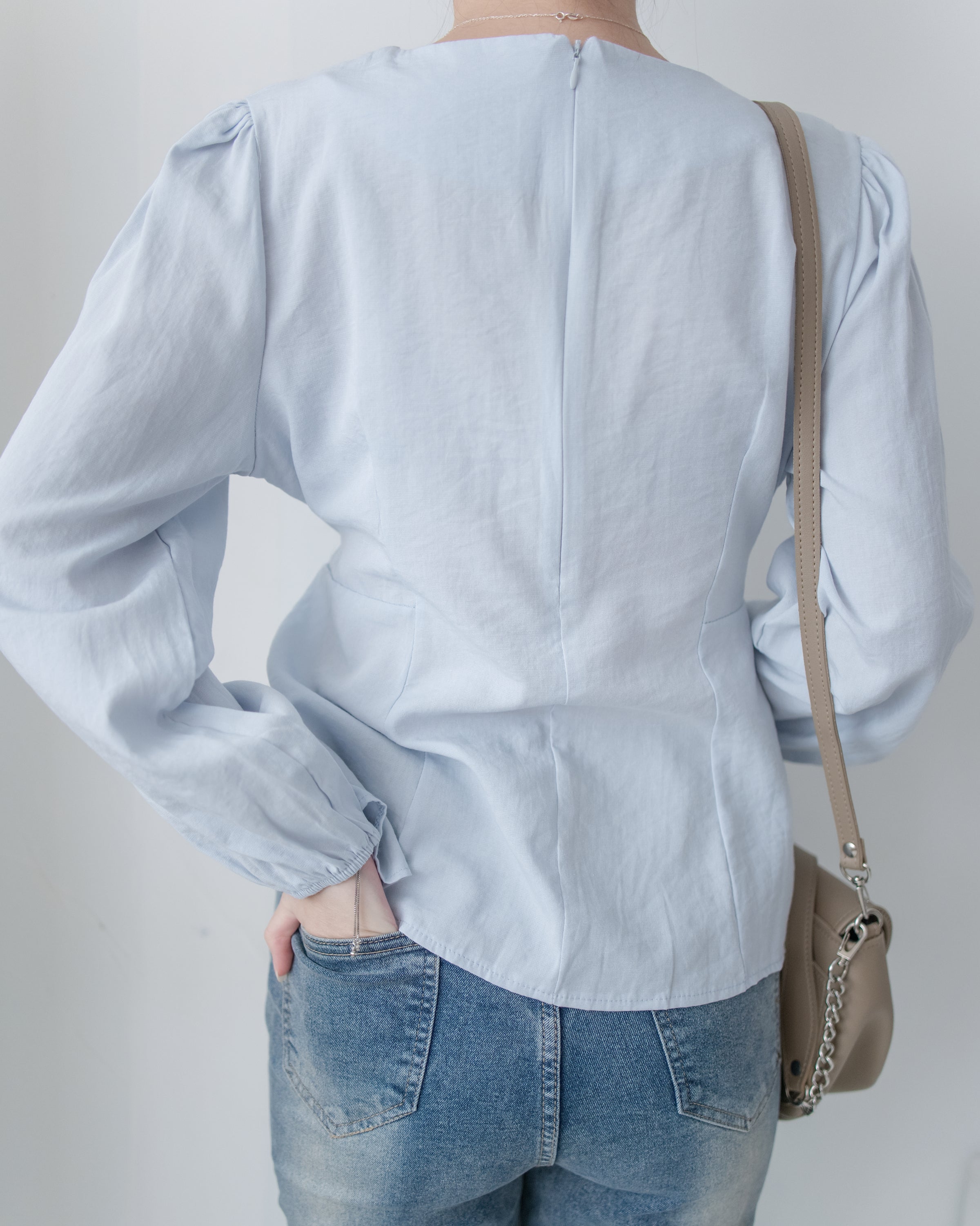 Tailored  Ribbon Top  百搭後拉鍊修腰顯瘦上衣/ BU9131