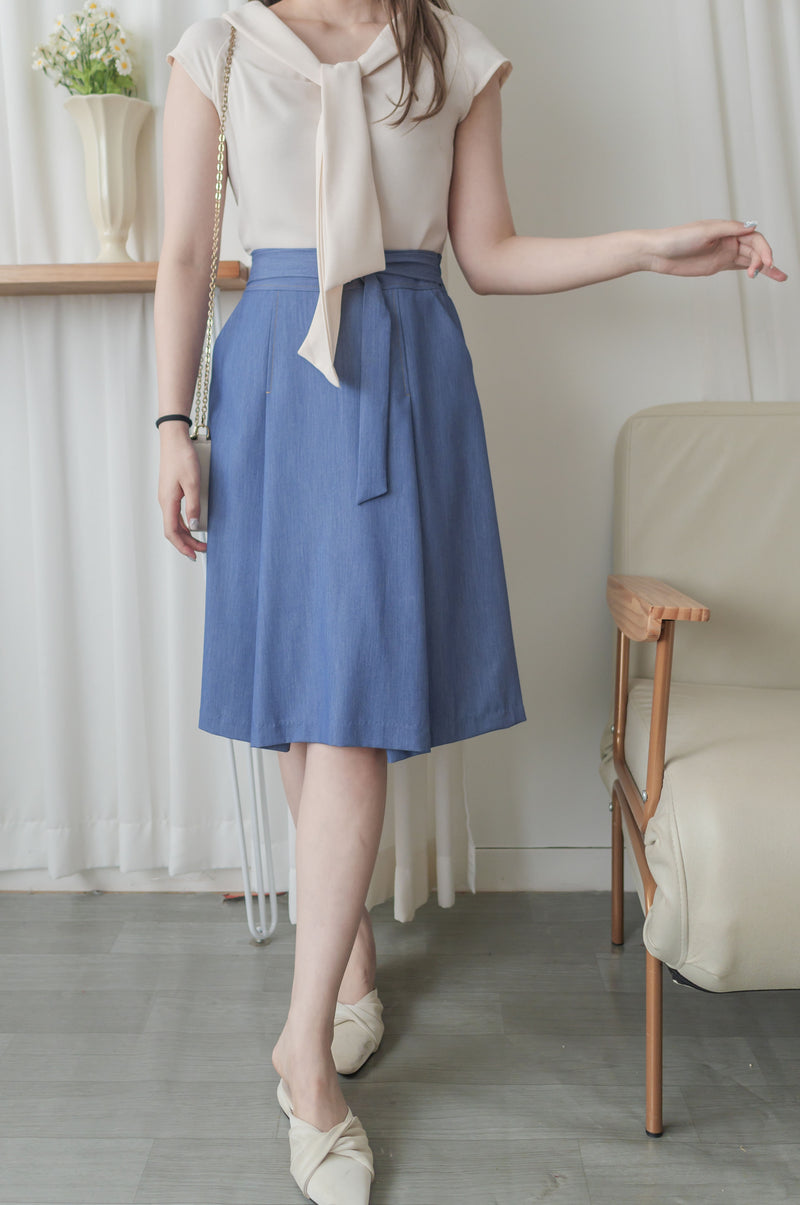 Denim 光澤牛仔色腰帶造形後橡筋 Skirt/ SK8885