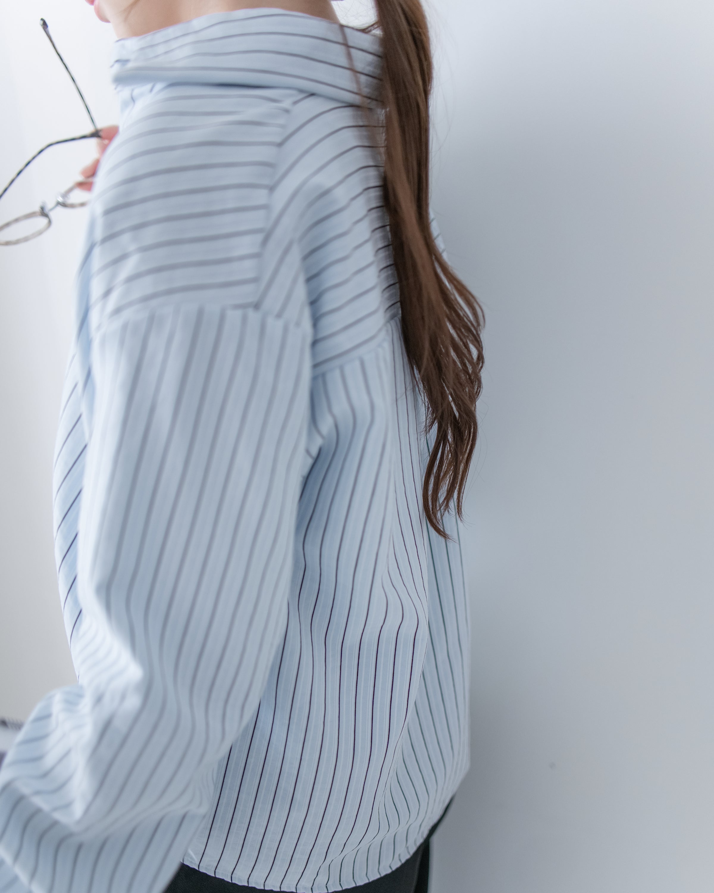 Stripe Layered Twist Shirt 立體細褶條紋綁結套裝恤衫/ SE8109