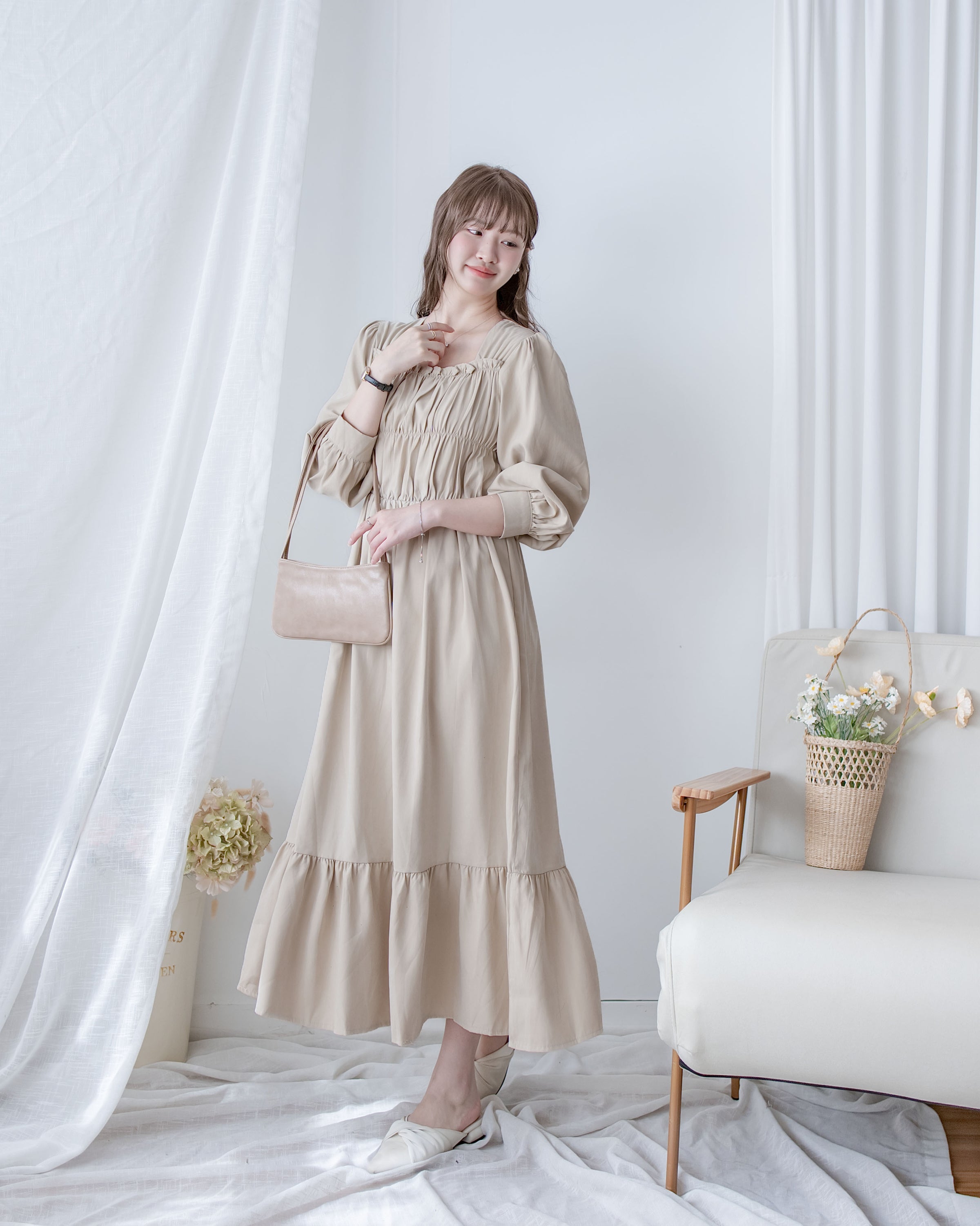 Sophie Dress 方領柔霧面料橡筋修身傘魚尾長裙/ DS1086