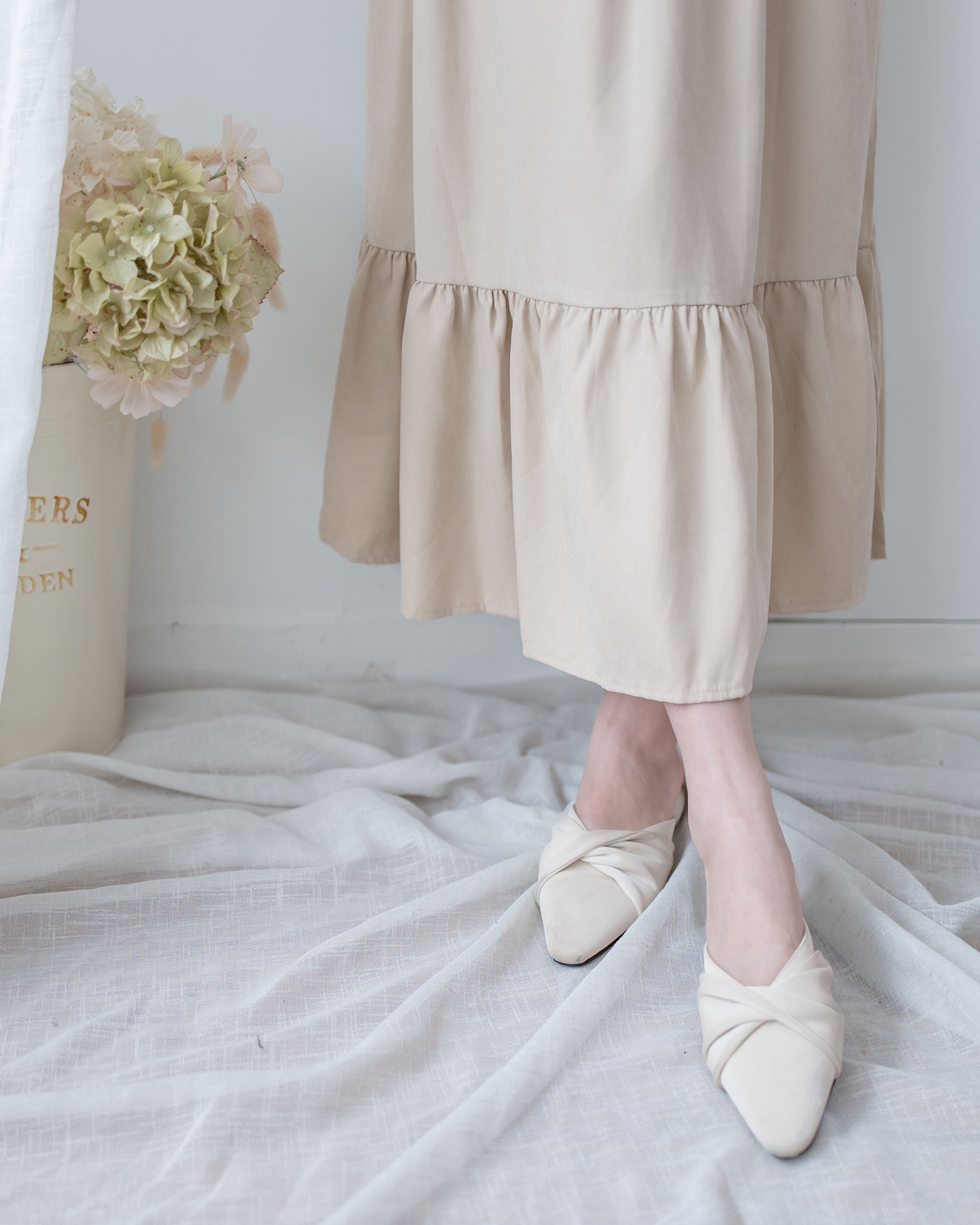 Sophie Dress 方領柔霧面料橡筋修身傘魚尾長裙/ DS1086