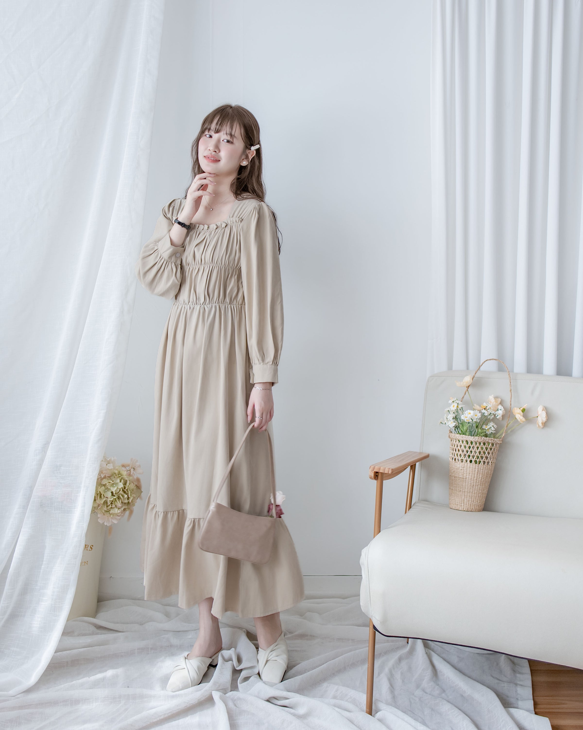 Sophie Dress 方領柔霧面料橡筋修身傘魚尾長裙/ DS1086