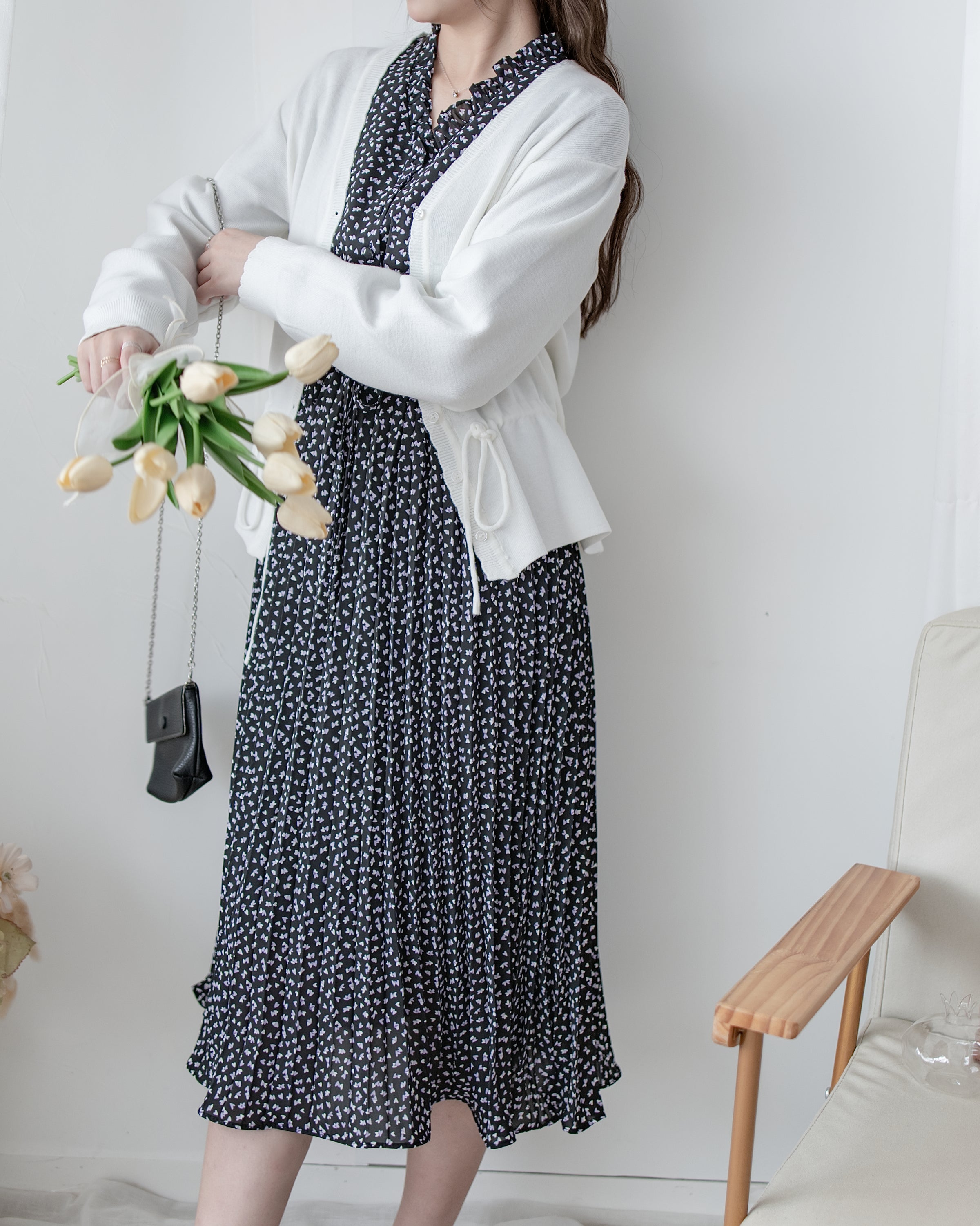 Floral Edge Cardigan 花邊修身彈力輕修腰針織上衣外套/ TP9209