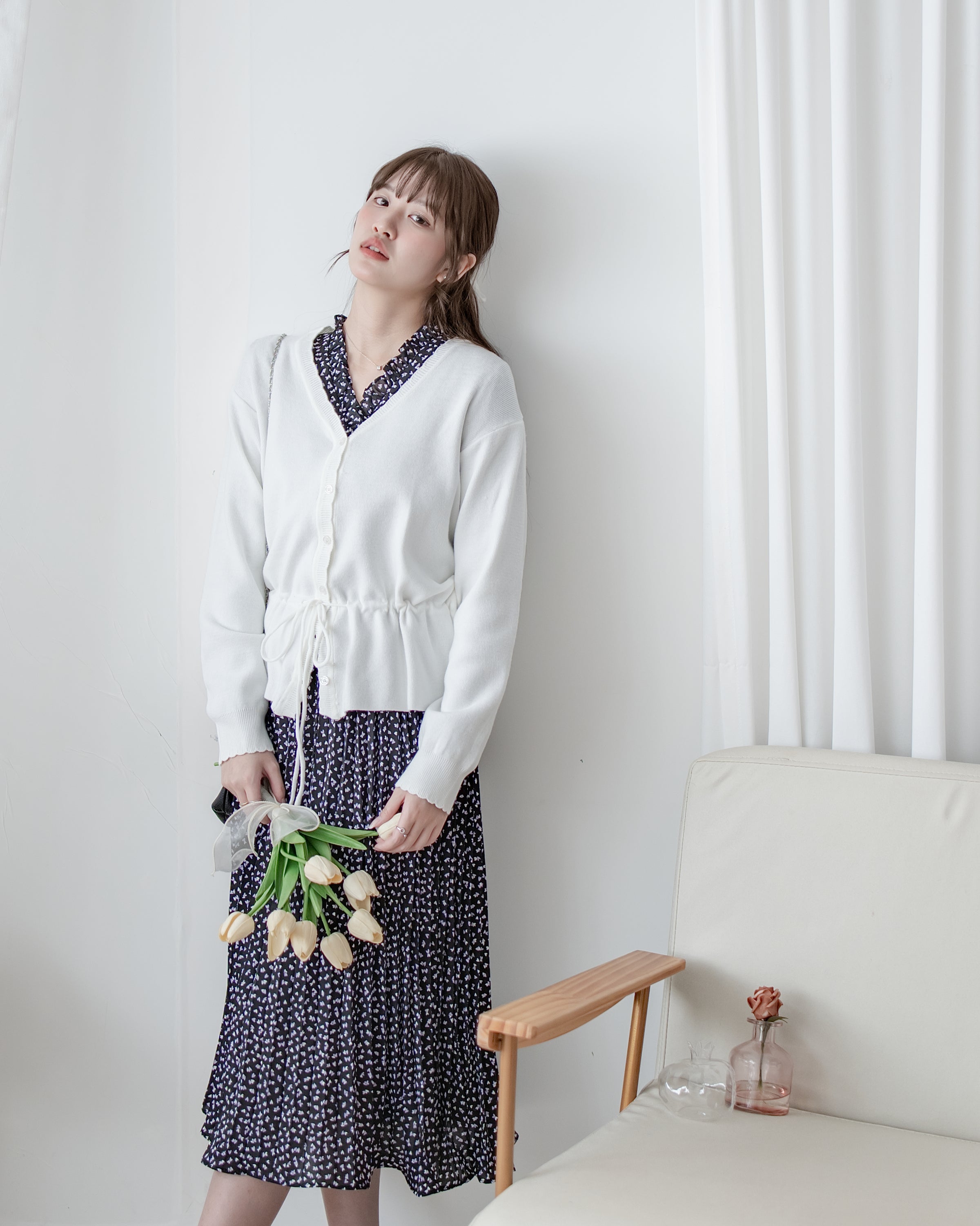 Floral Edge Cardigan 花邊修身彈力輕修腰針織上衣外套/ TP9209