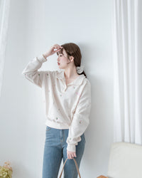 Embroidery Daisy Top  花形刺繡棉質翻領上衣/ TP9212