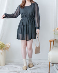 Chiffon Square Collar Dress
 雪紡方領層次感飄逸連衣裙/ DS1082