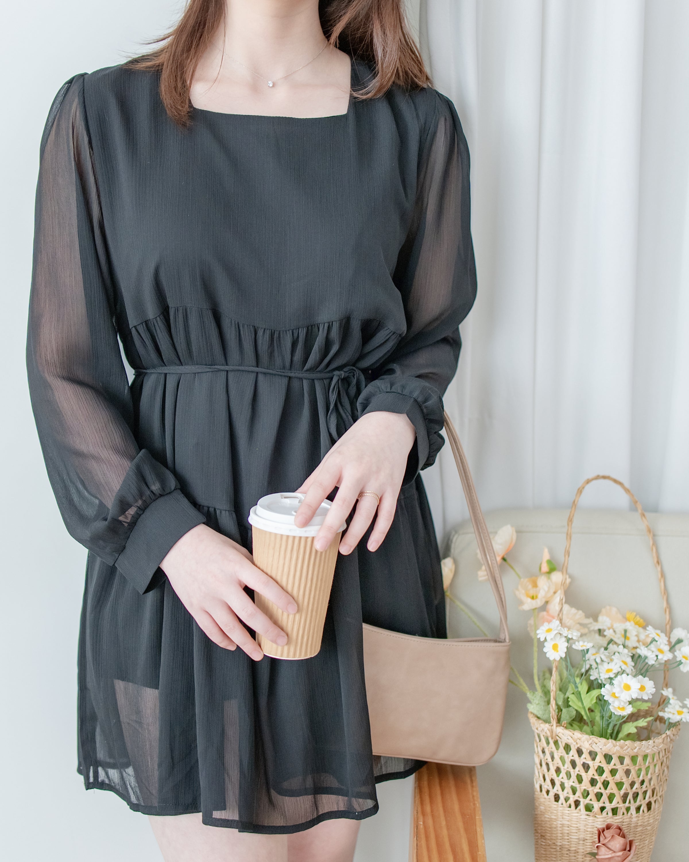 Chiffon Square Collar Dress
 雪紡方領層次感飄逸連衣裙/ DS1082