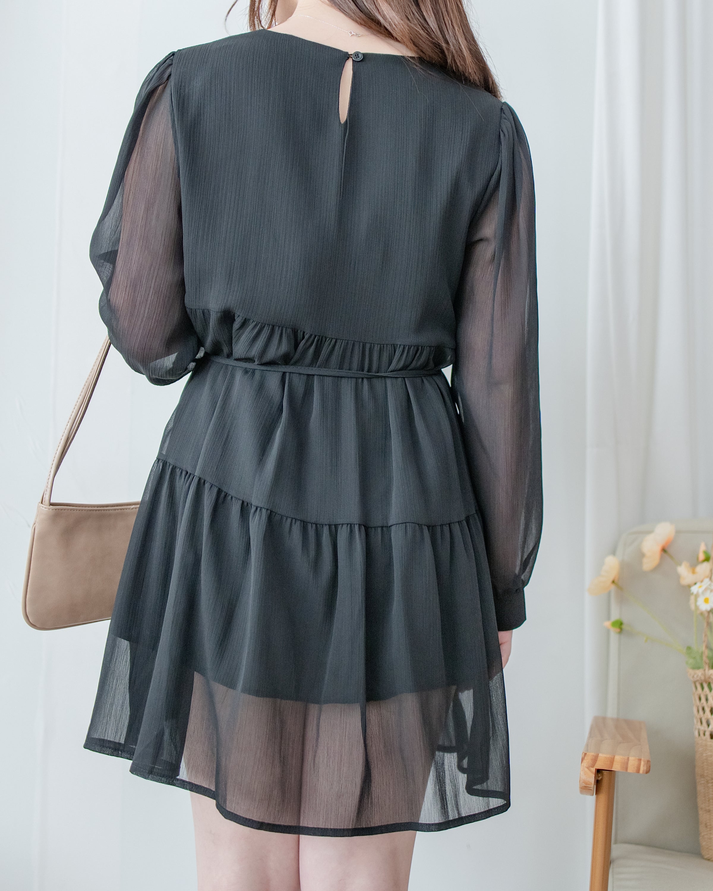 Chiffon Square Collar Dress
 雪紡方領層次感飄逸連衣裙/ DS1082