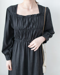 Sophie Dress 方領柔霧面料橡筋修身傘魚尾長裙/ DS1086