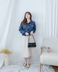 Embroidery Daisy Top  花形刺繡棉質翻領上衣/ TP9212